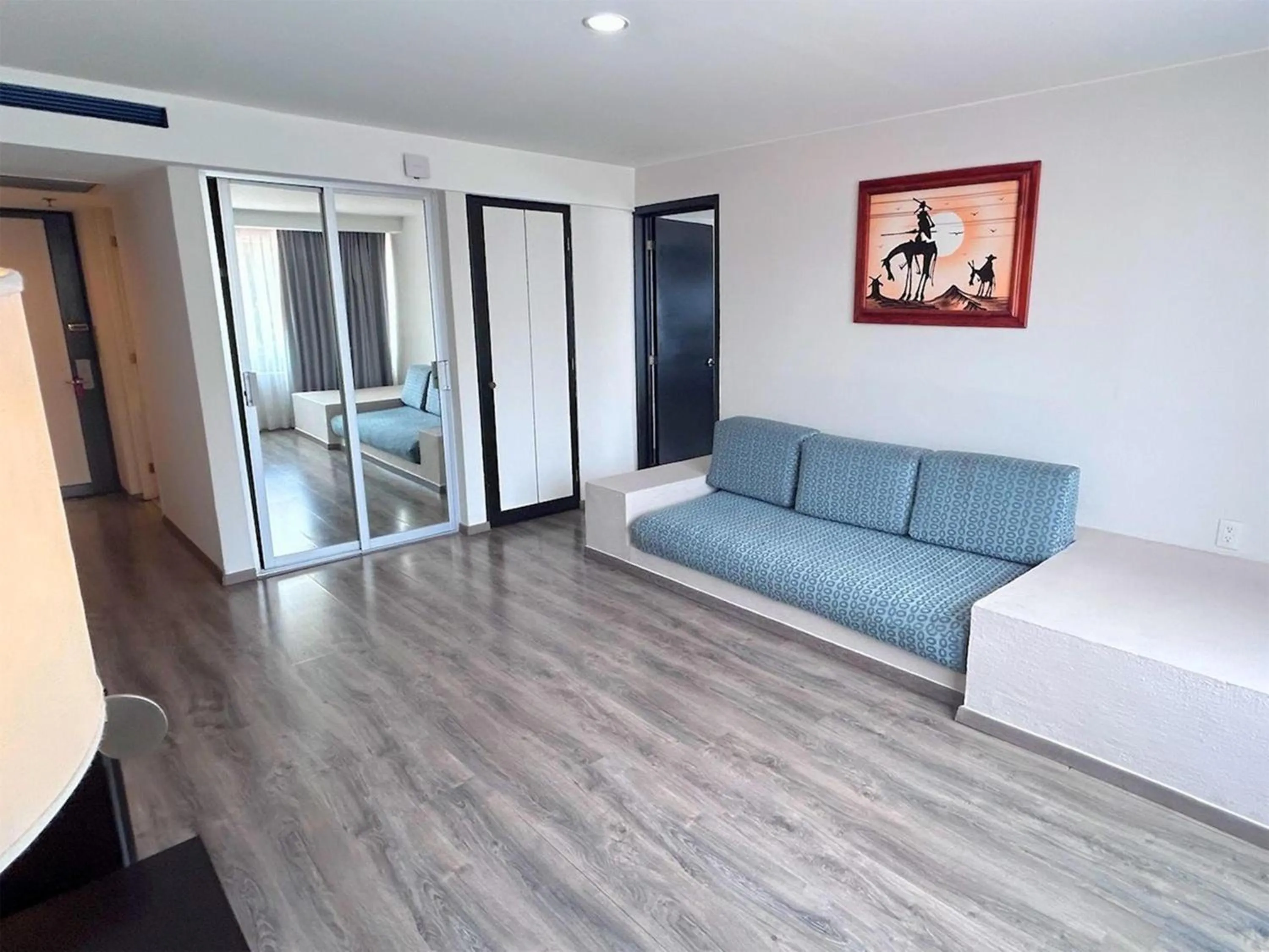 Photo of the whole room in Grand Cantalagua Hotel Morelia, BW Signature Collection