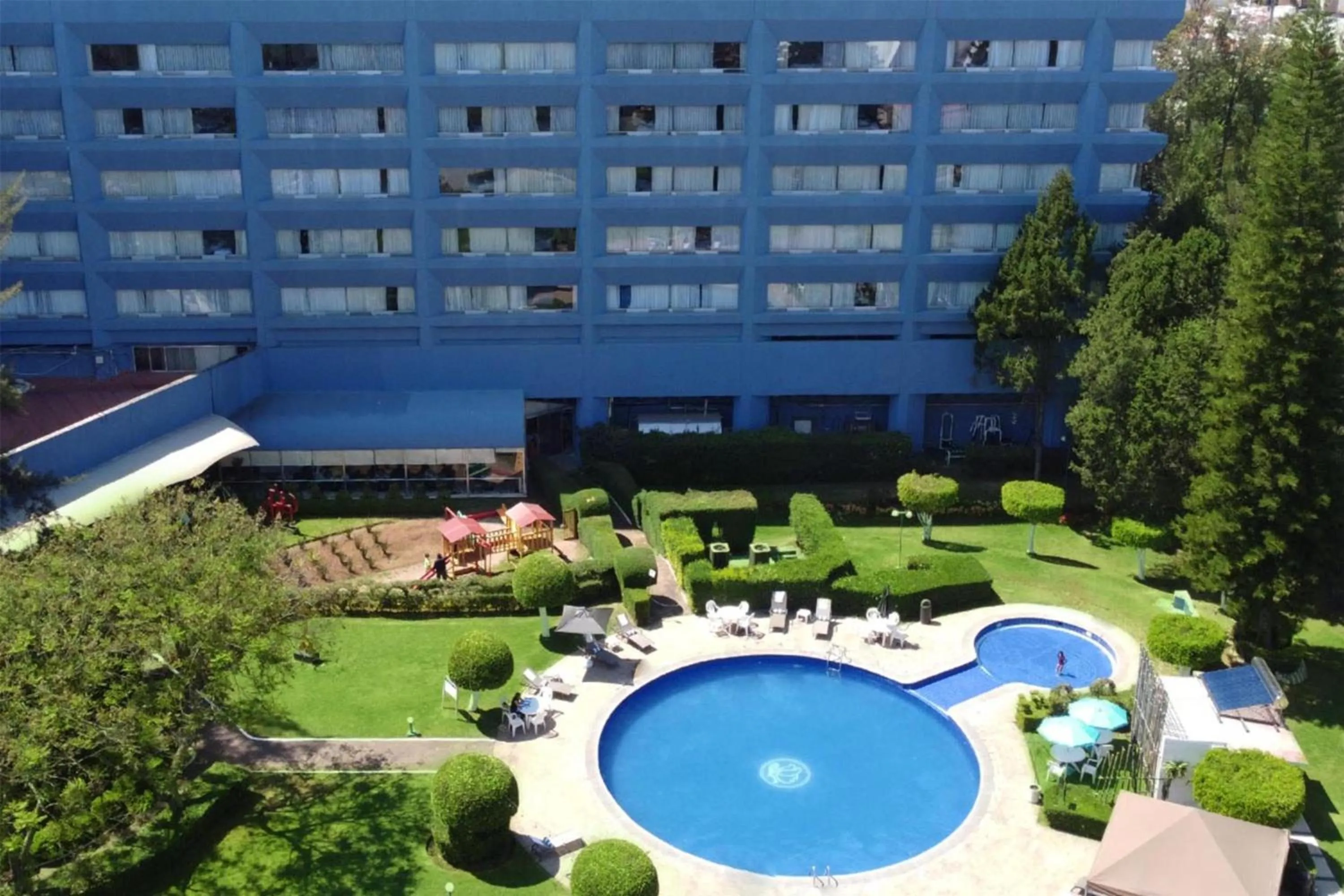 Pool view in Grand Cantalagua Hotel Morelia, BW Signature Collection
