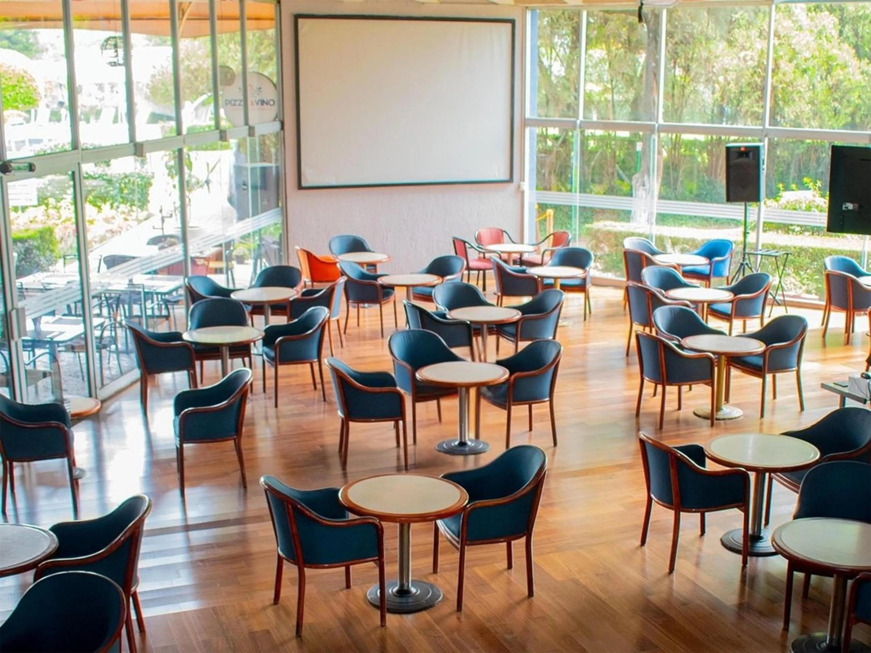 Lounge or bar in Grand Cantalagua Hotel Morelia, BW Signature Collection