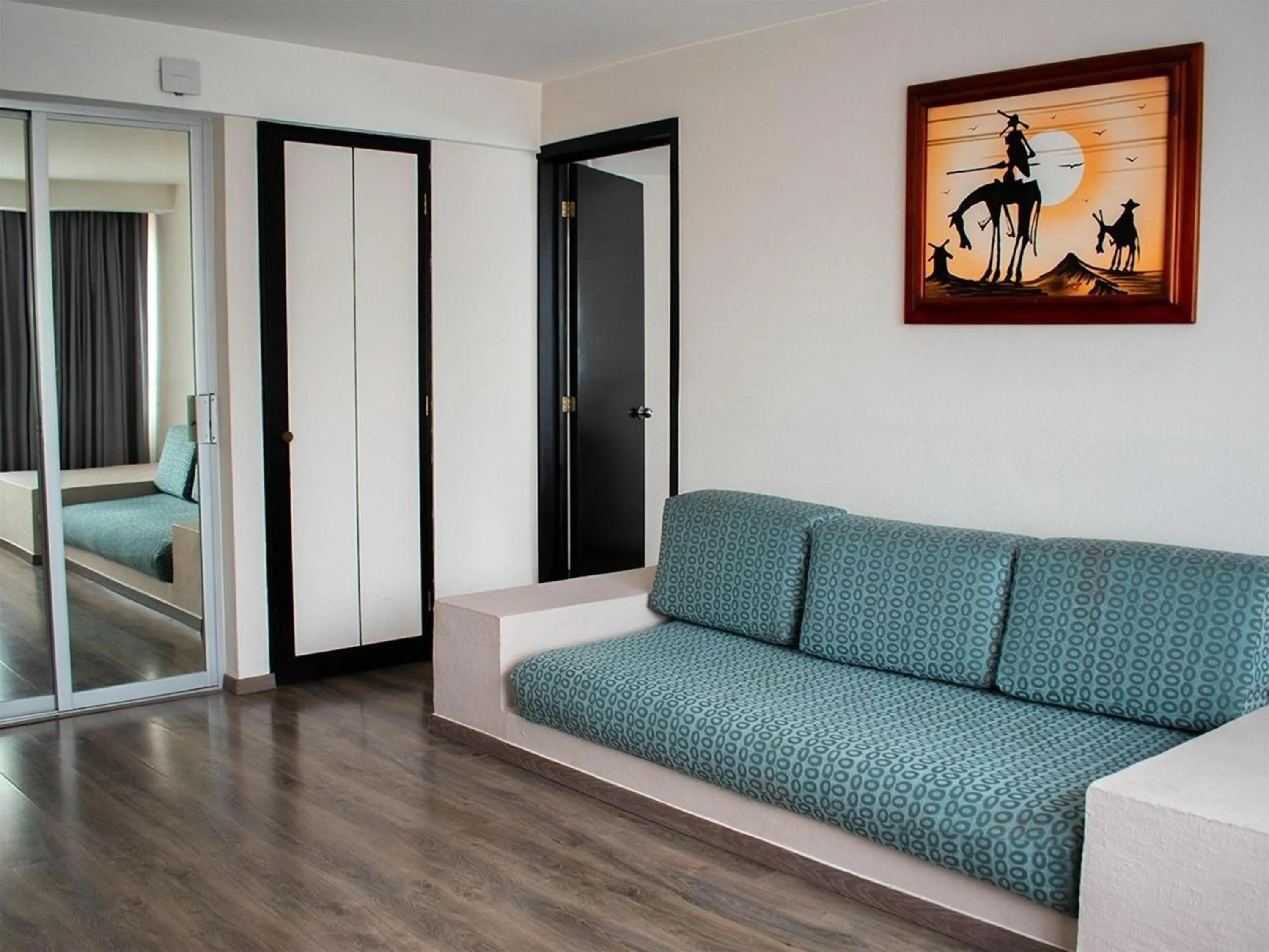 Photo of the whole room in Grand Cantalagua Hotel Morelia, BW Signature Collection