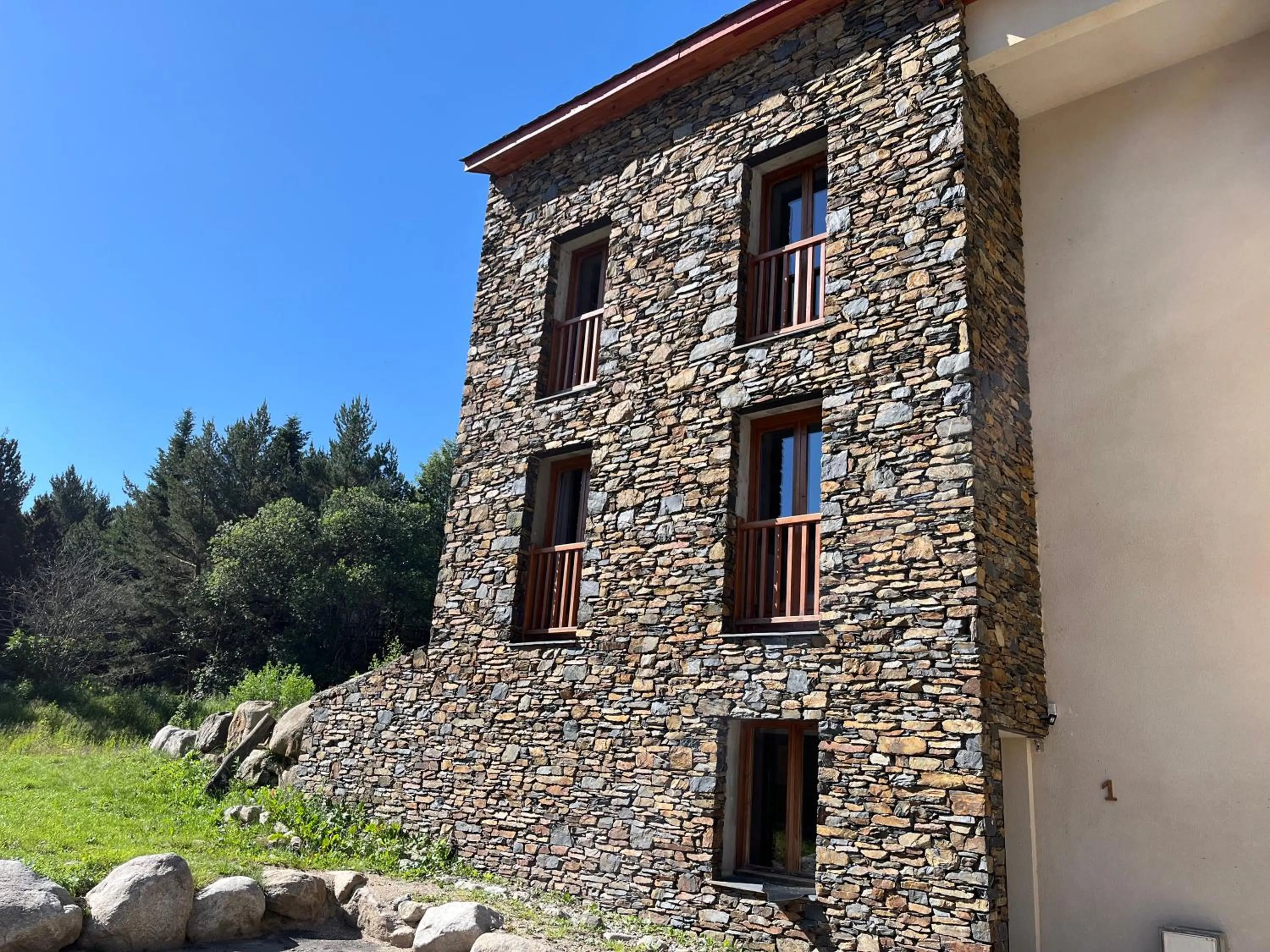 Property building in Résidence Les Esplaneilles