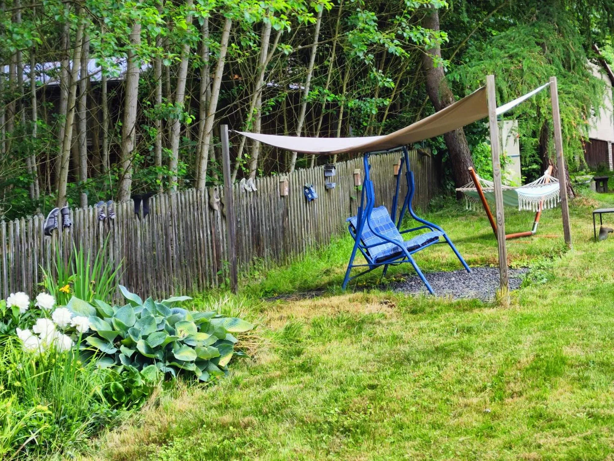 Garden view in Bed and Breakfast Tvrz