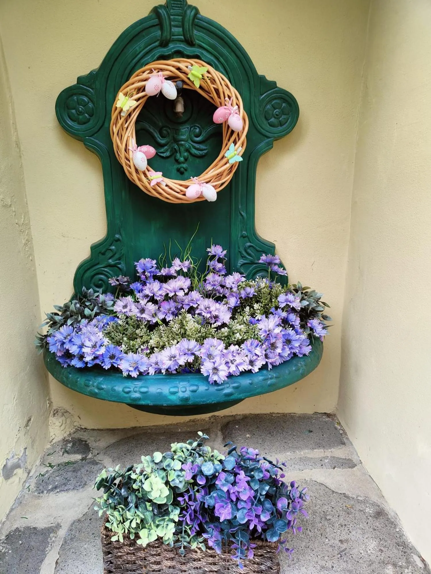 Spring in Bed and Breakfast Tvrz