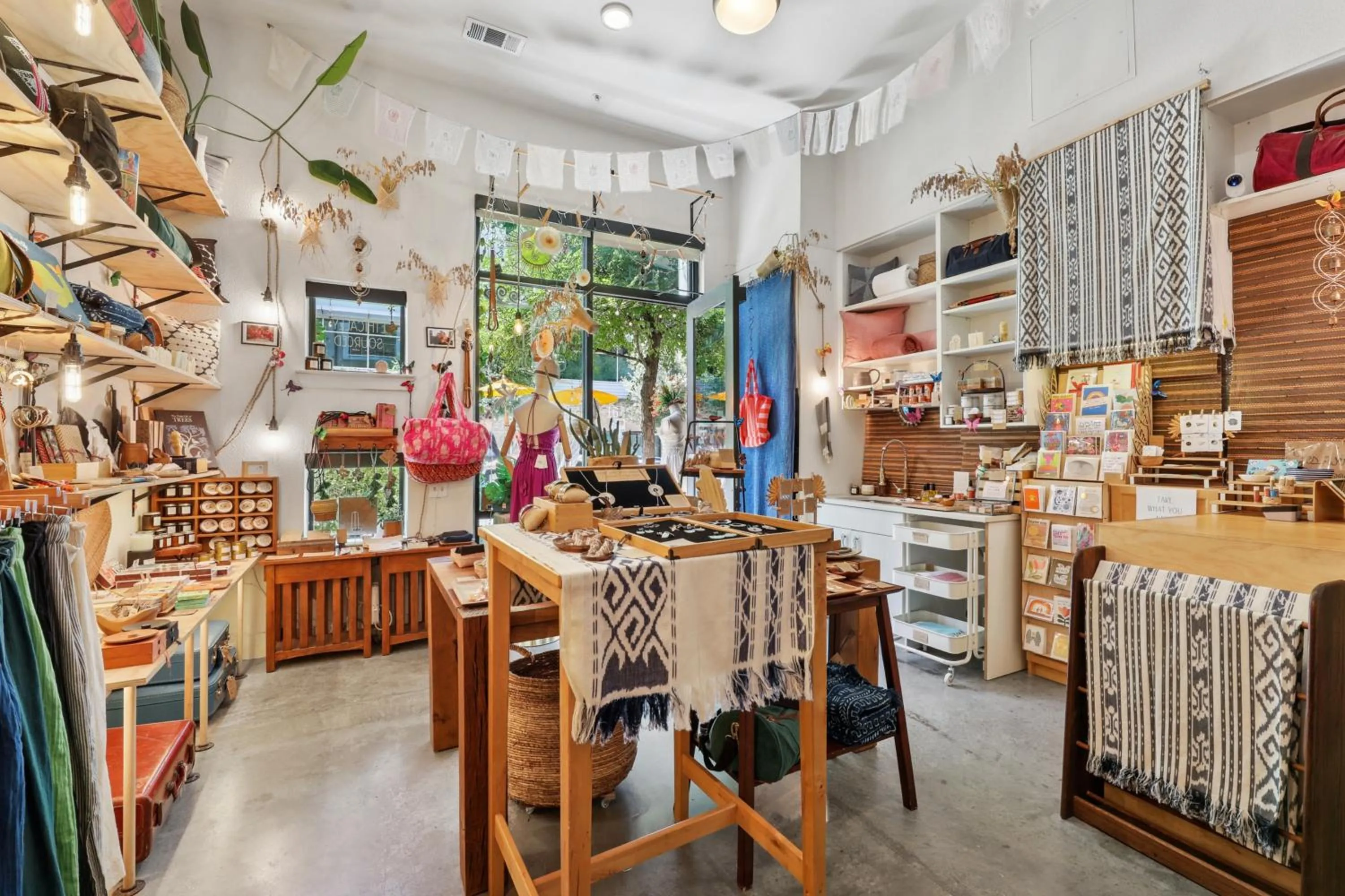 On-site shops in Sentral East Austin at 1630 E Sixth