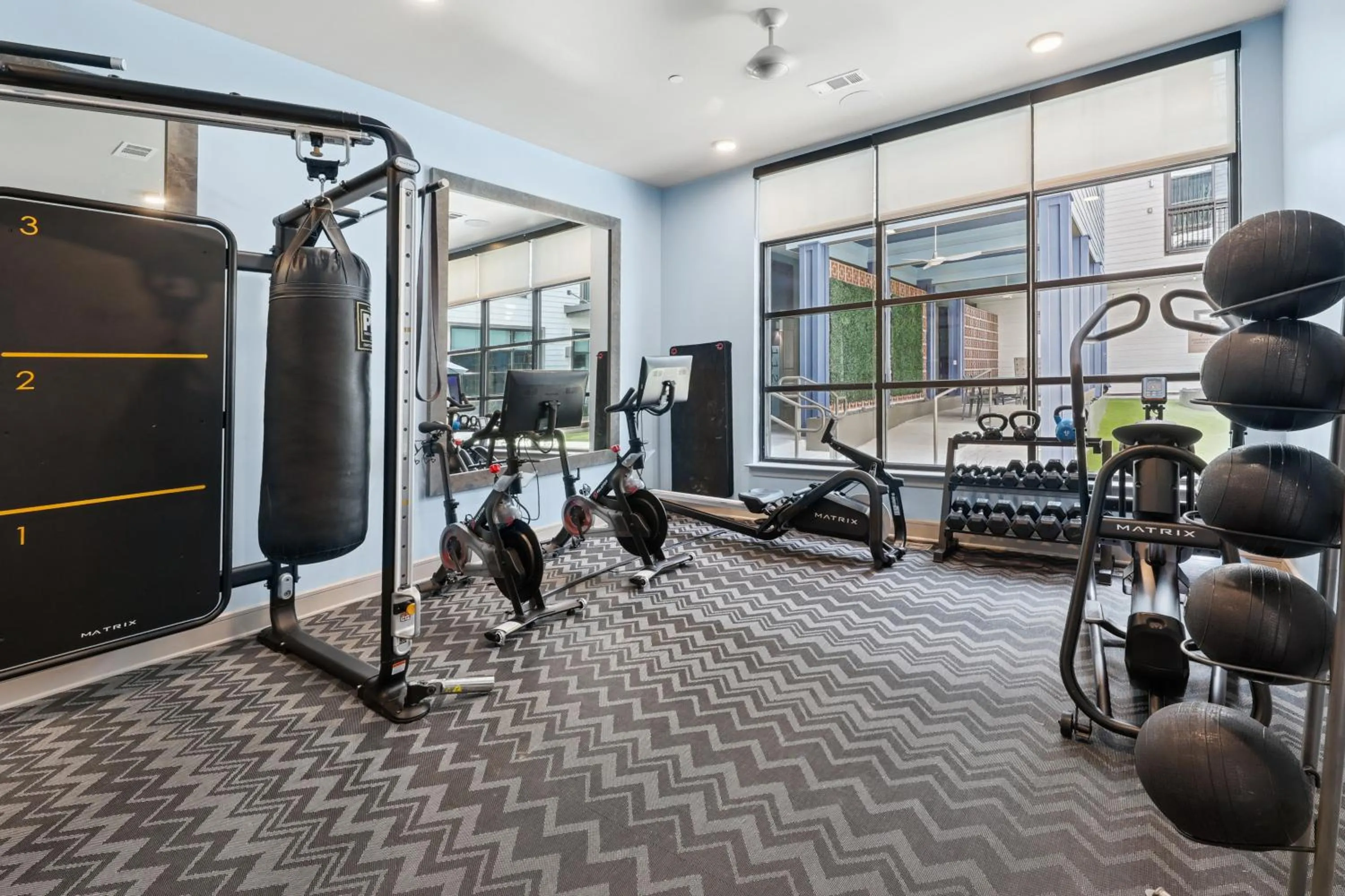 Fitness centre/facilities in Sentral East Austin at 1630 E Sixth