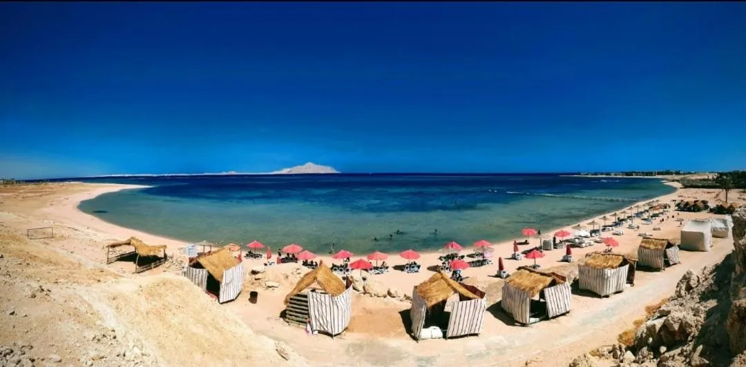 porto sharm 2 bed room and private garden-pool view