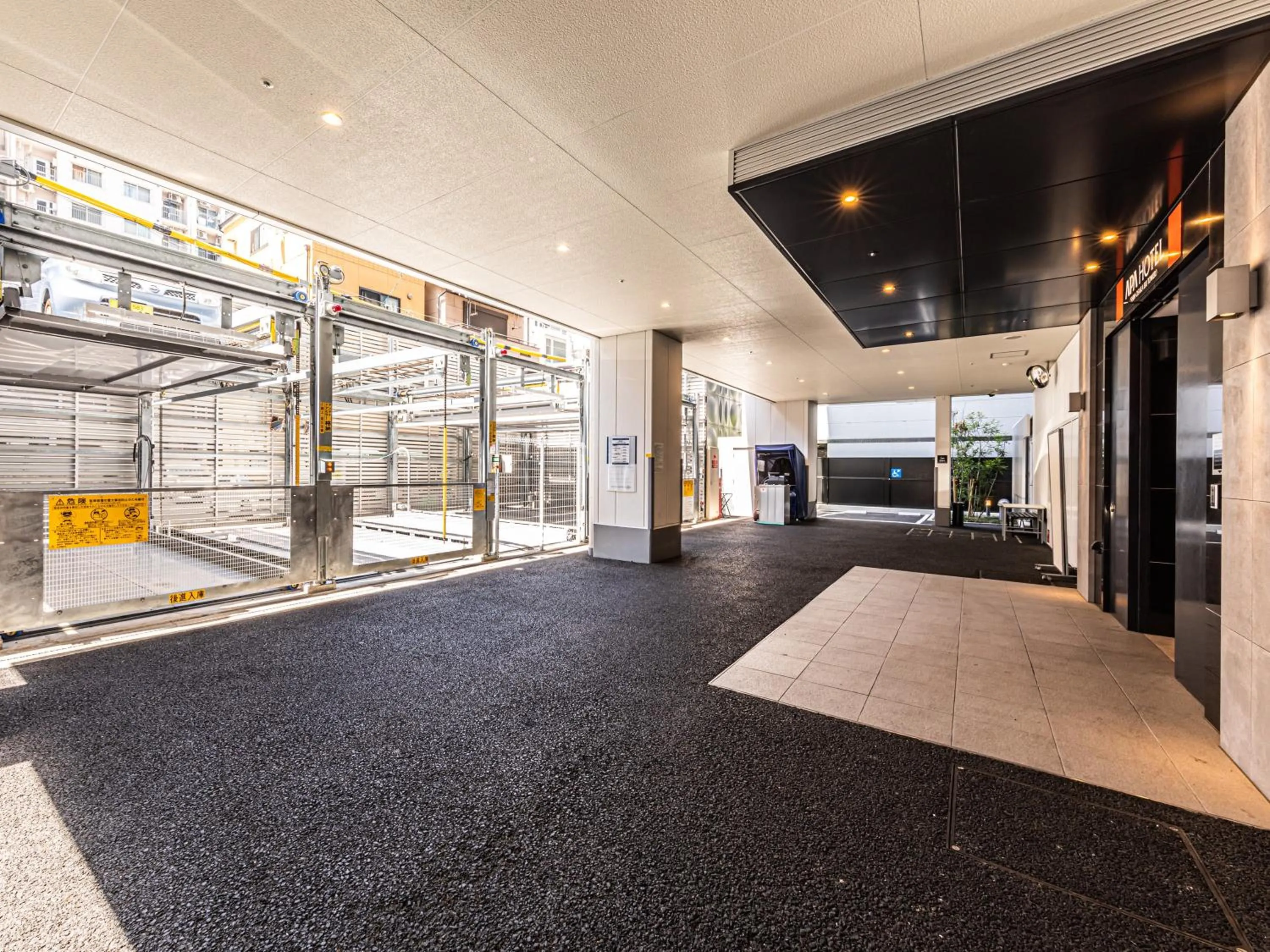 Area and facilities in APA Hotel Shin Osaka Ekimae Tower