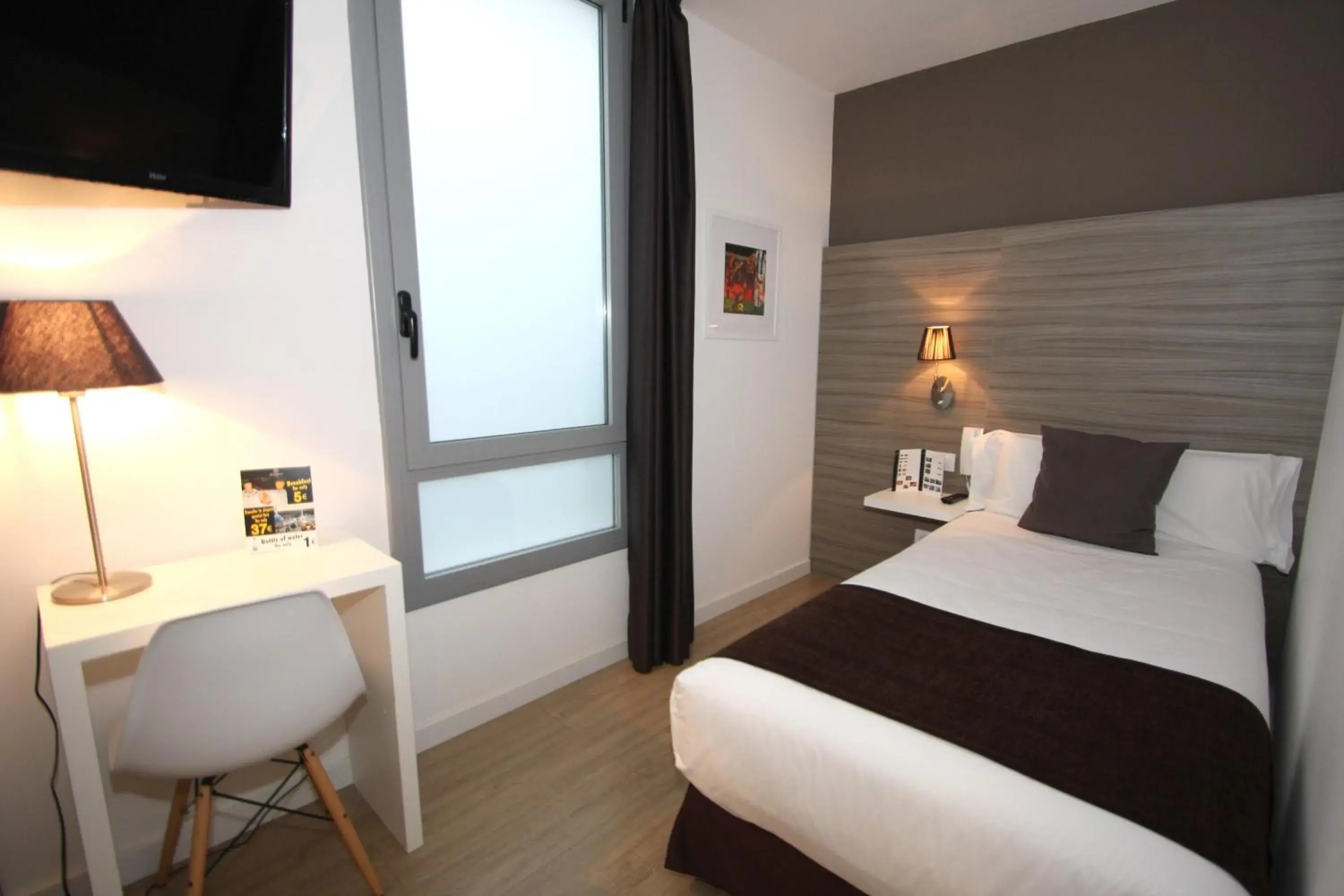 Deluxe Single Room in Hotel BESTPRICE Diagonal Deluxe Single Room in Hotel BESTPRICE Diagonal