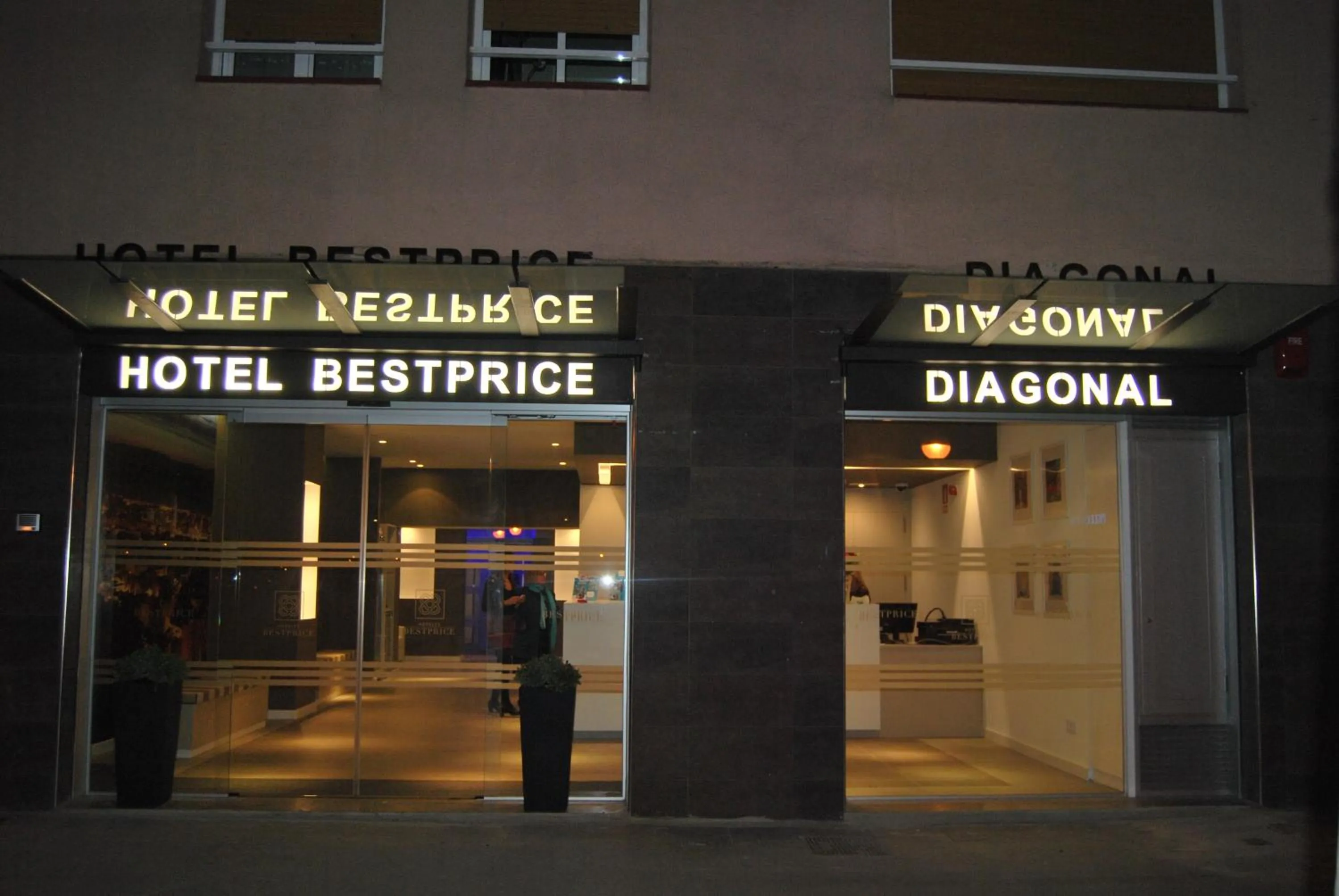 Facade/entrance in Hotel BESTPRICE Diagonal