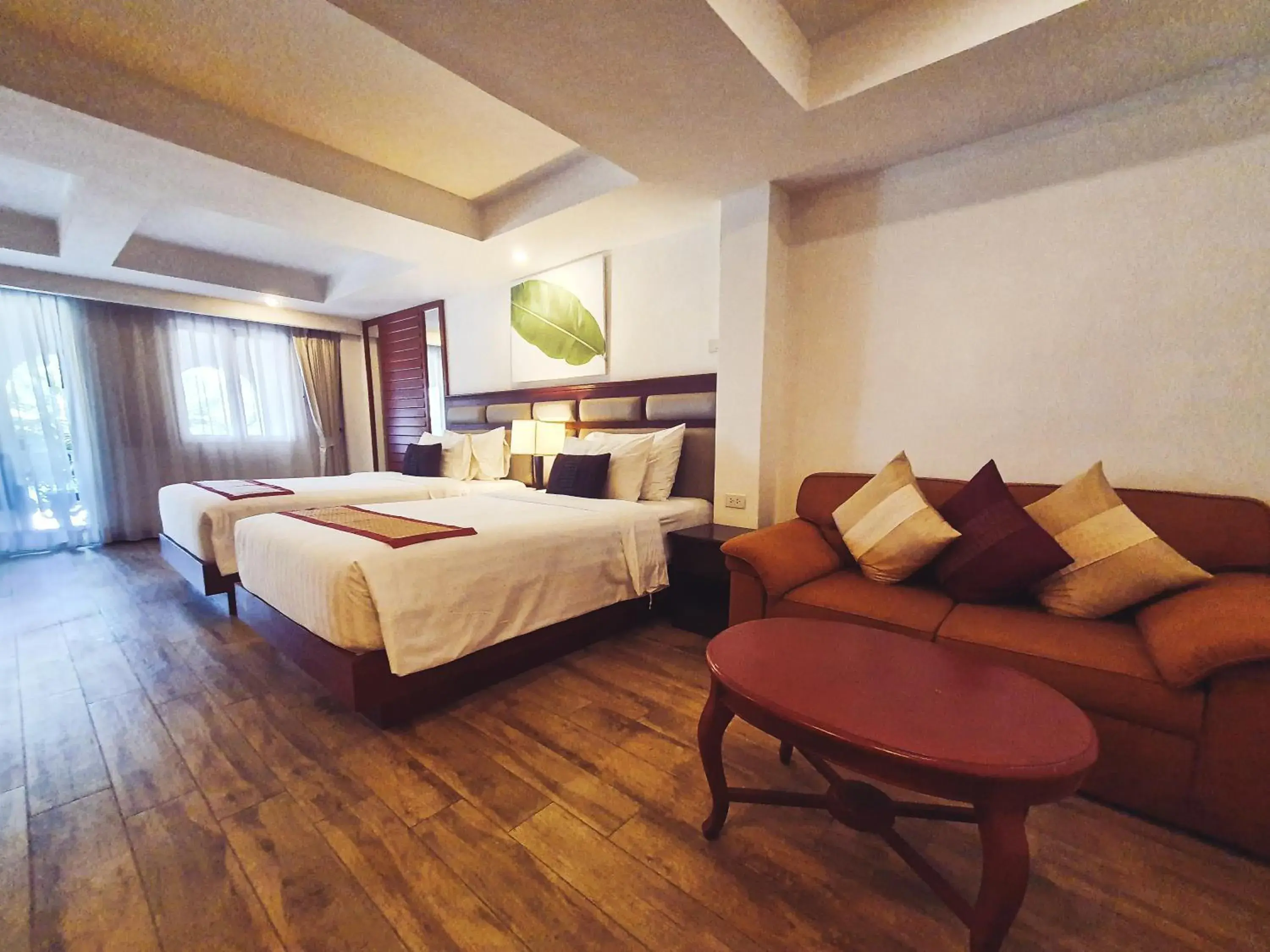 Deluxe Twin Room with Sea View in Sea Pearl Beach Resort Deluxe Twin Room with Sea View in Sea Pearl Beach Resort