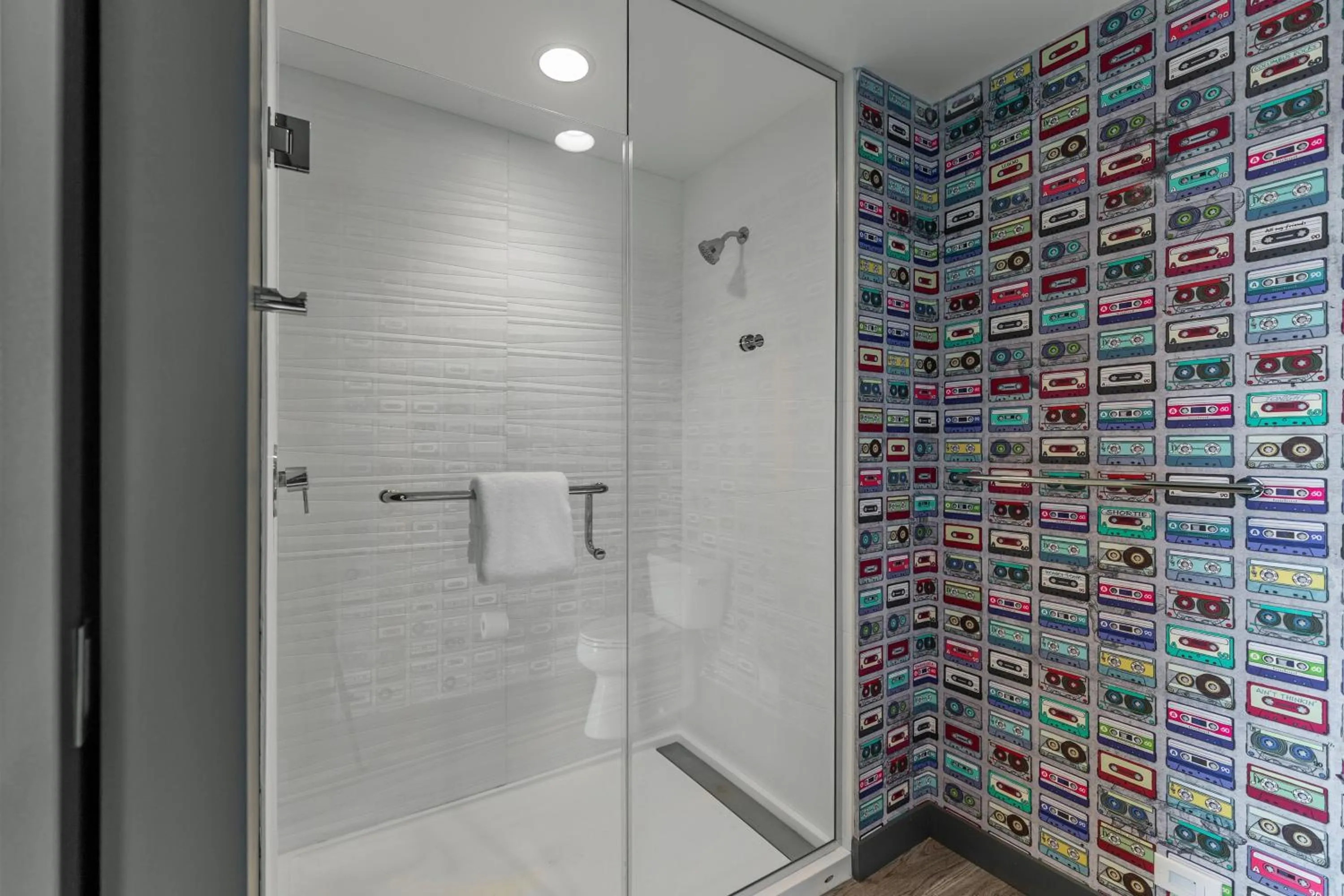 Bathroom in Aloft Columbus Easton