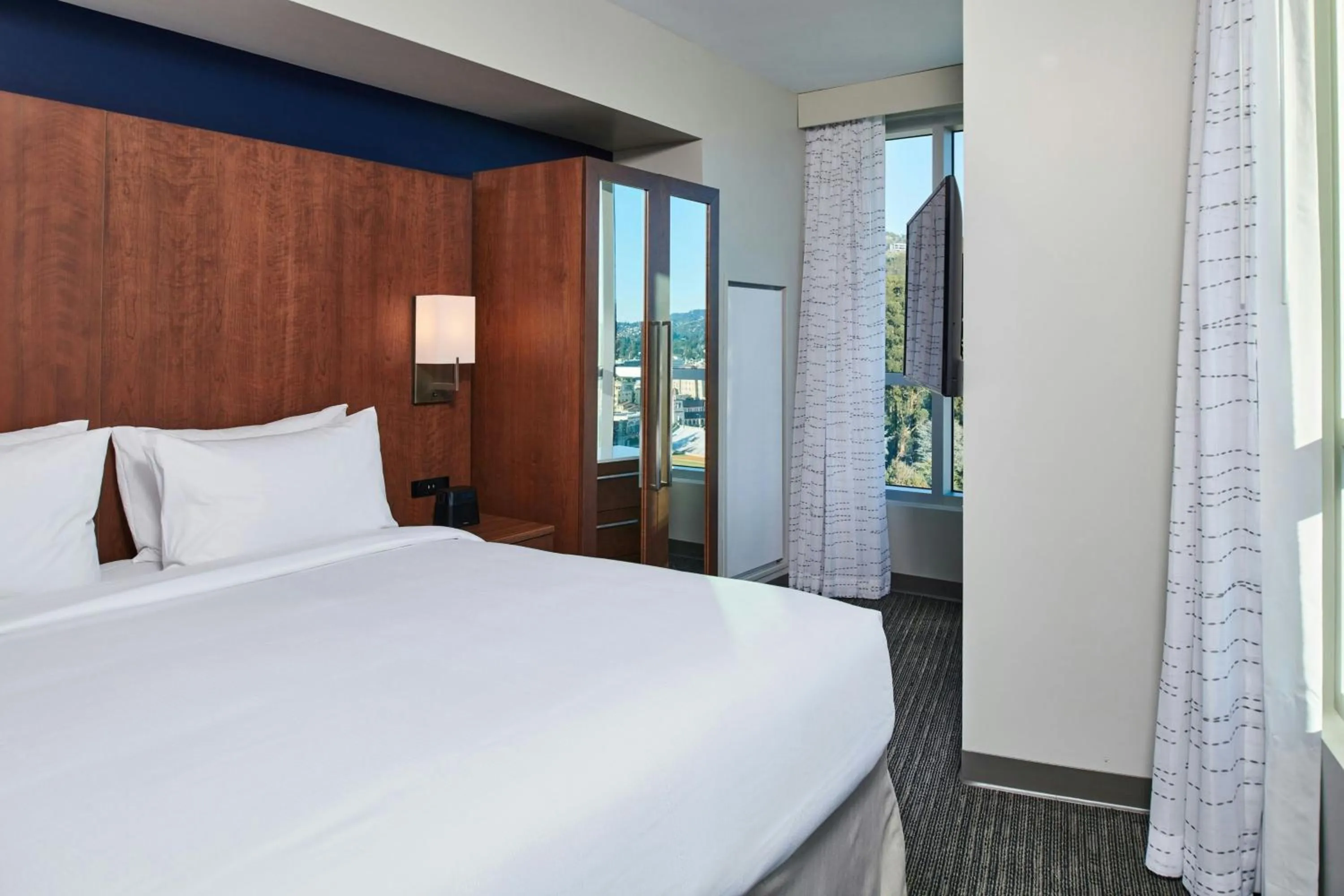 Bedroom, Bed in Residence Inn By Marriott Berkeley