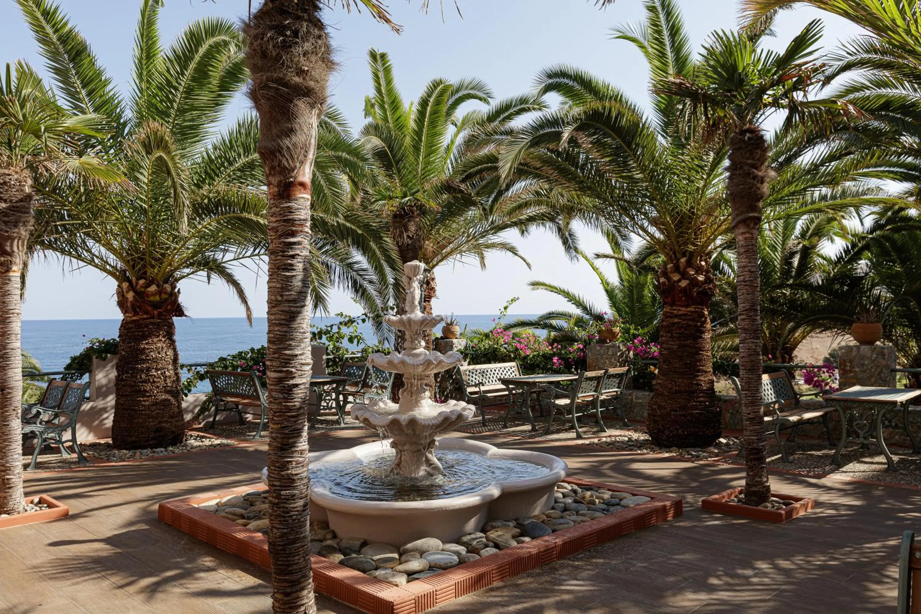 Patio in Europa Resort Hotel