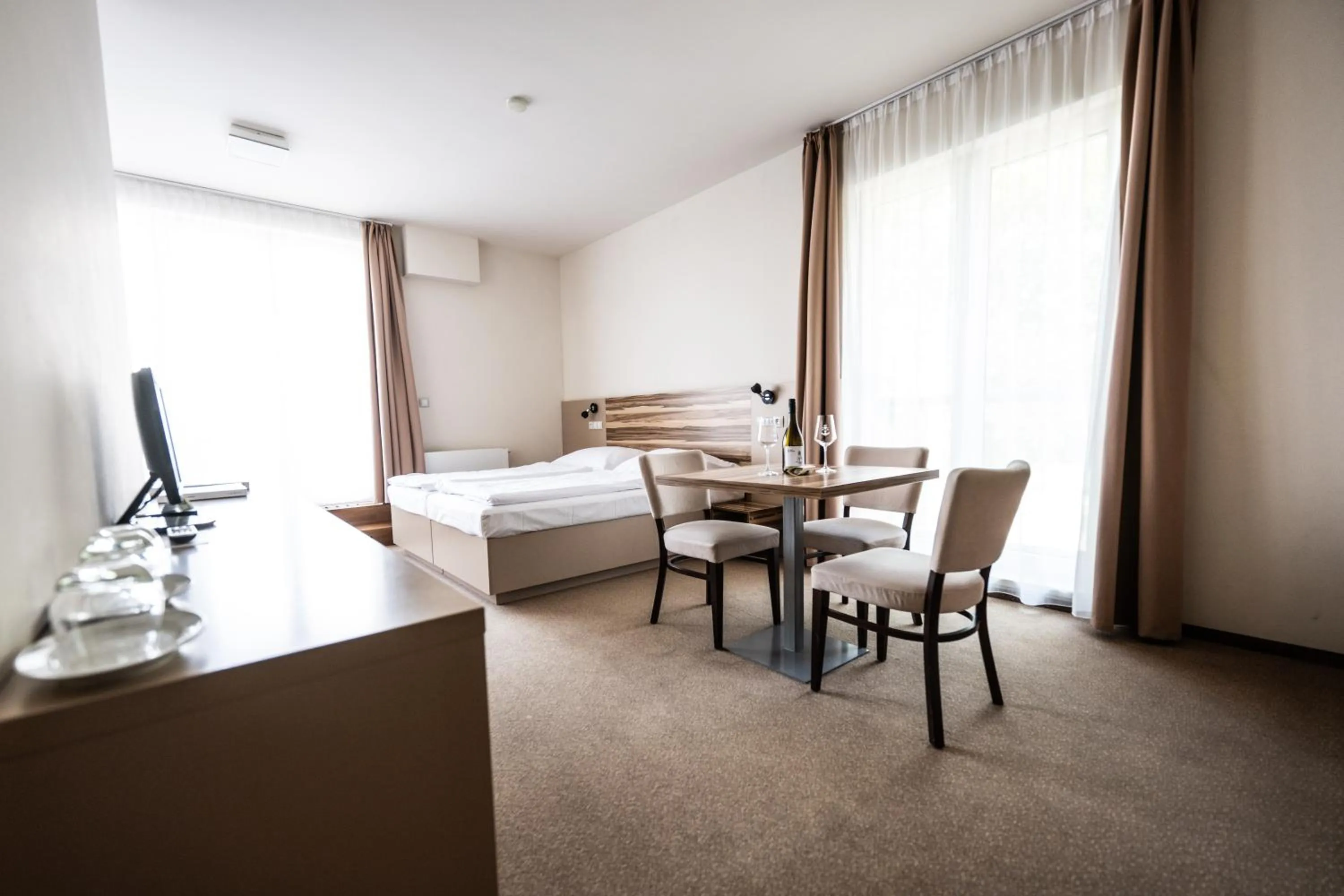 Photo of the whole room in Hotel Monínec