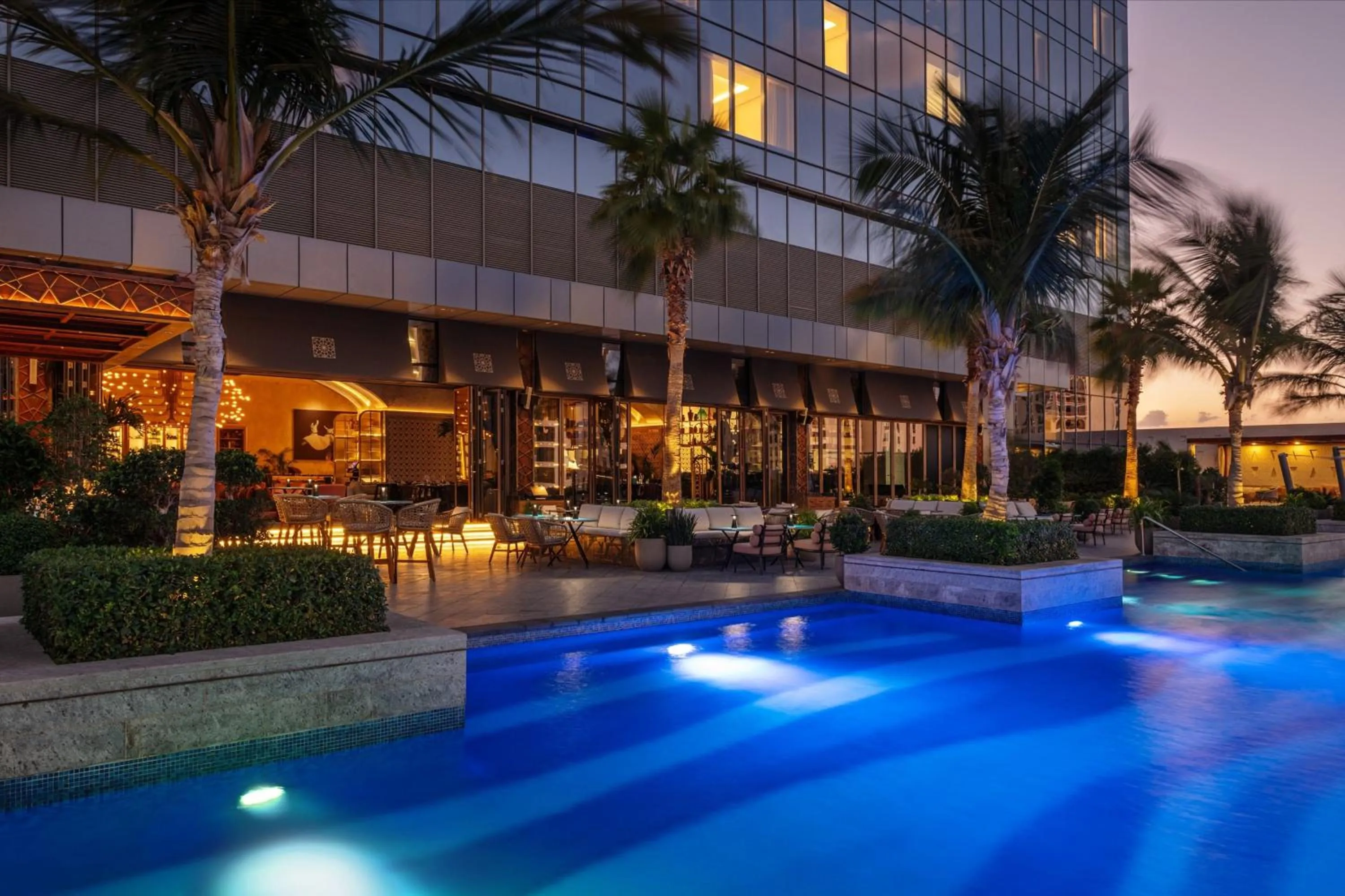 Restaurant/places to eat in The St. Regis Dubai, The Palm