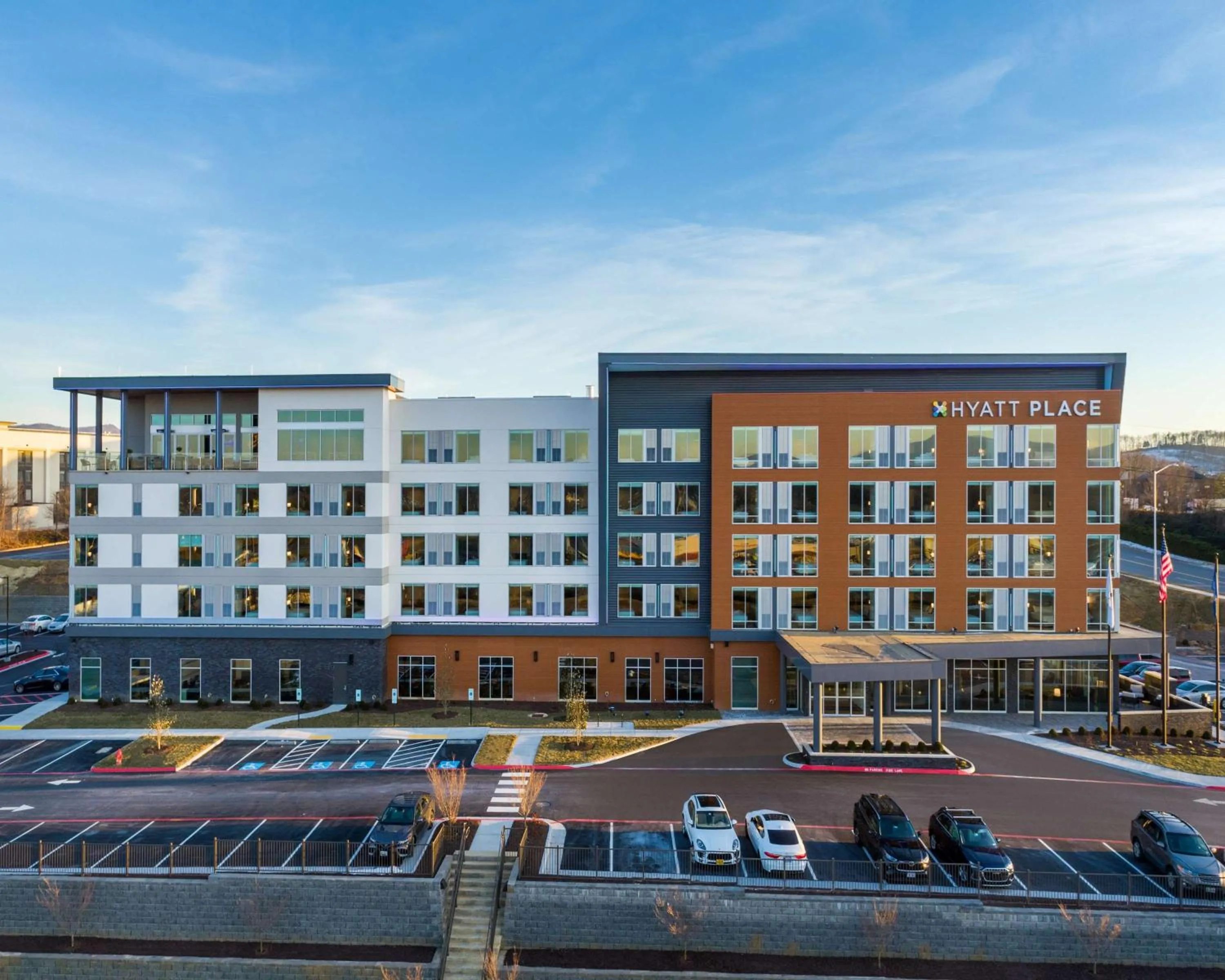 Property building in Hyatt Place Harrisonburg