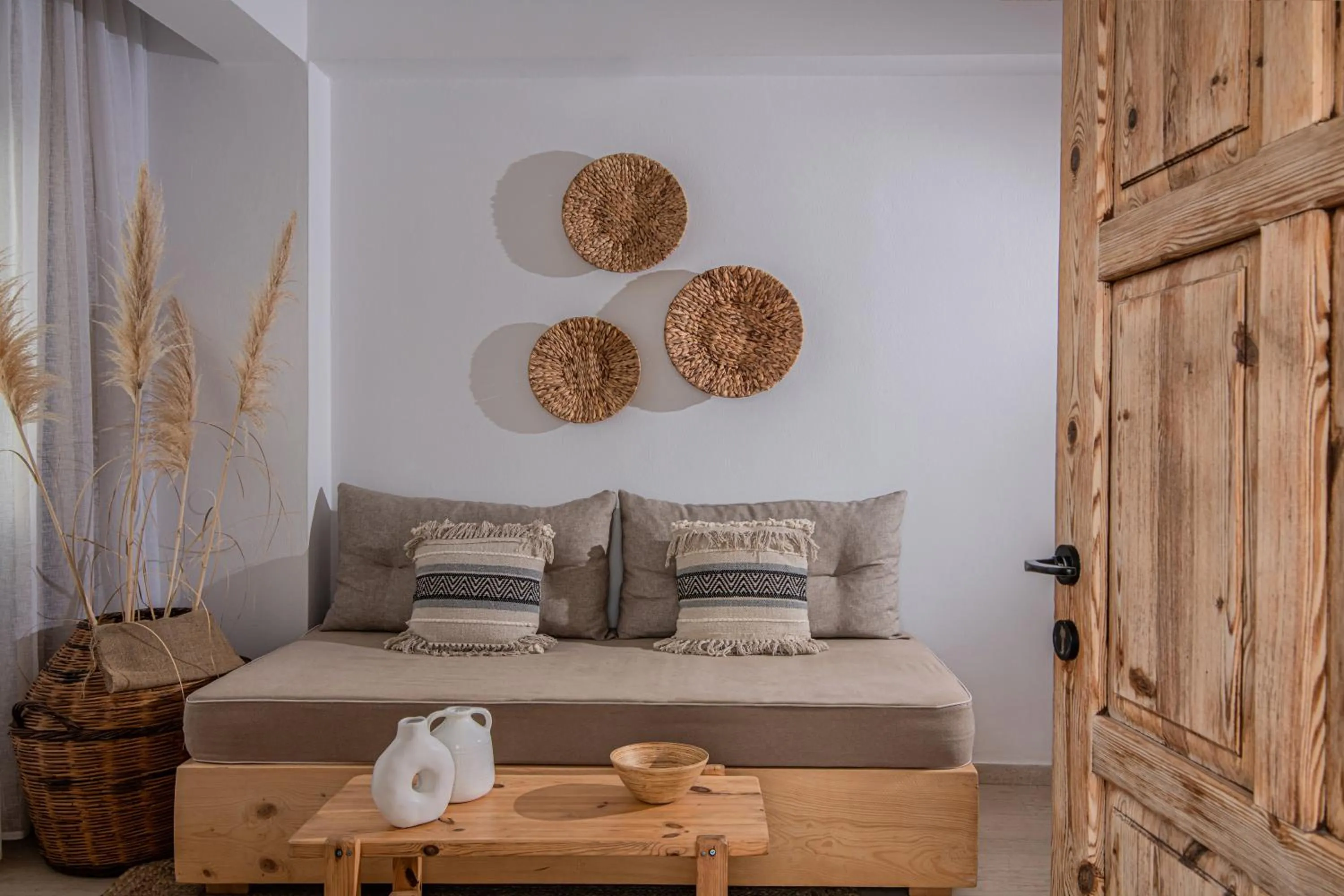 Living room, Bed in Elèa Concept Hotel & Suites