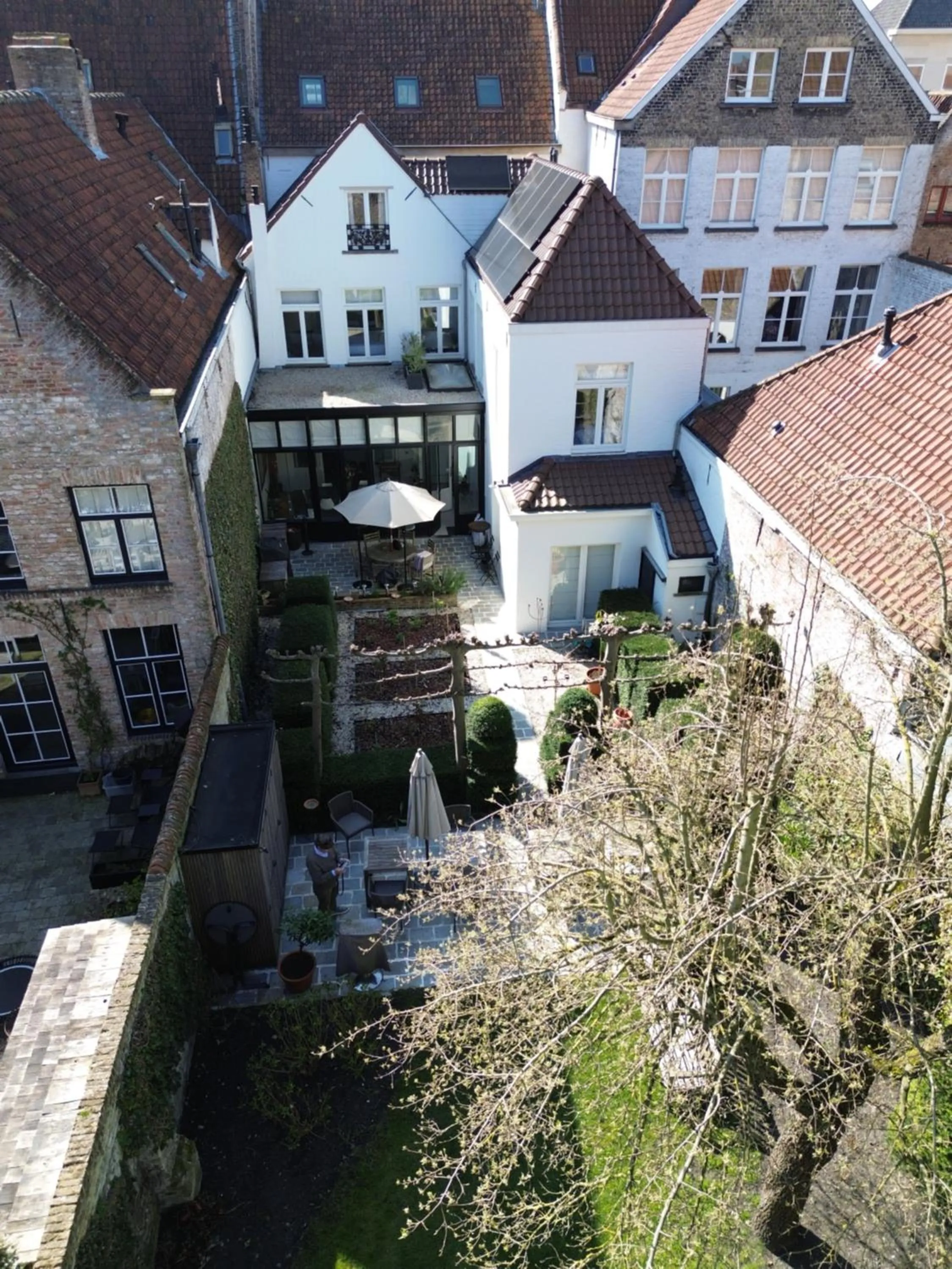 Garden view in B&B Anna9