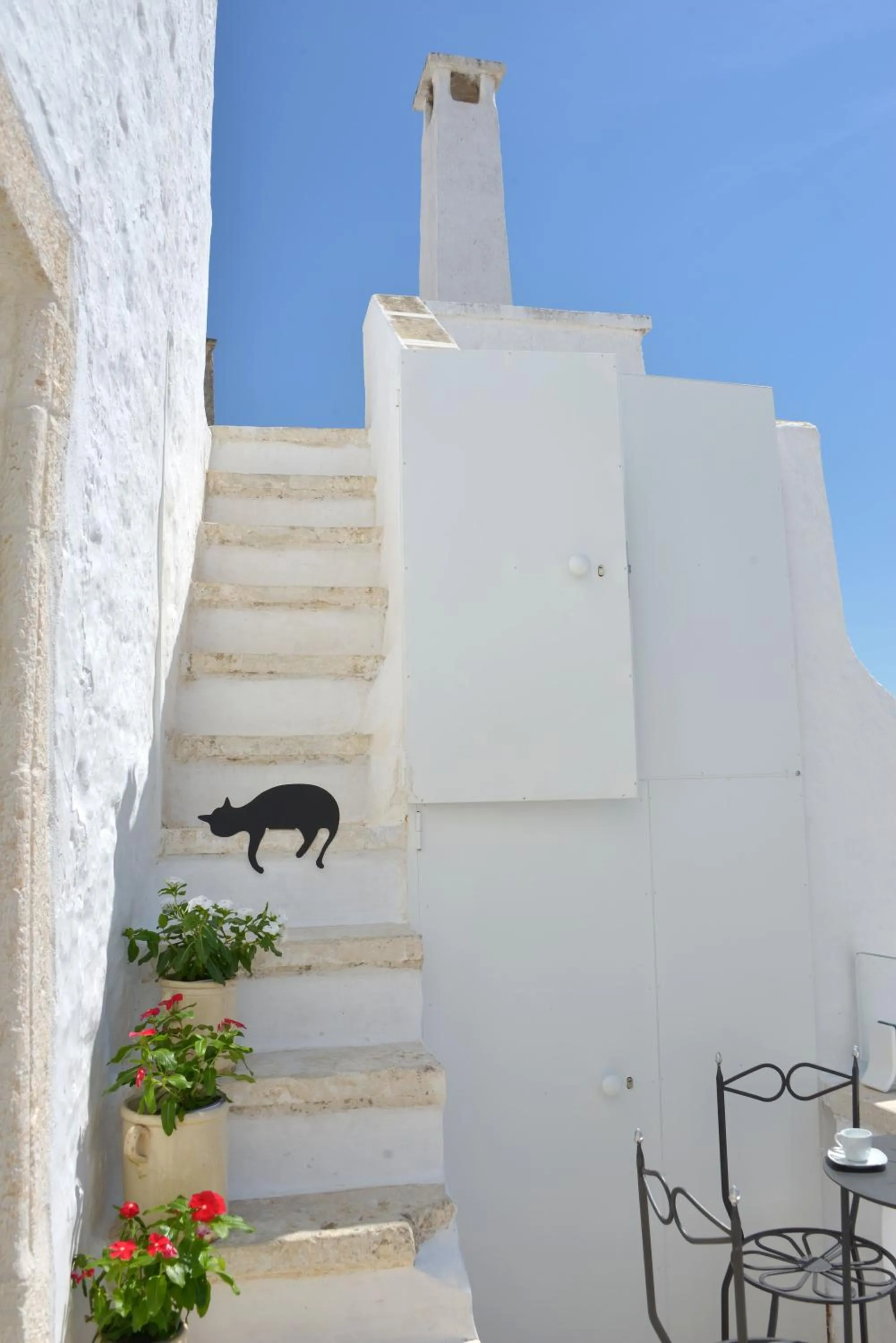 Decorative detail in Sunshine Luxury Rooms