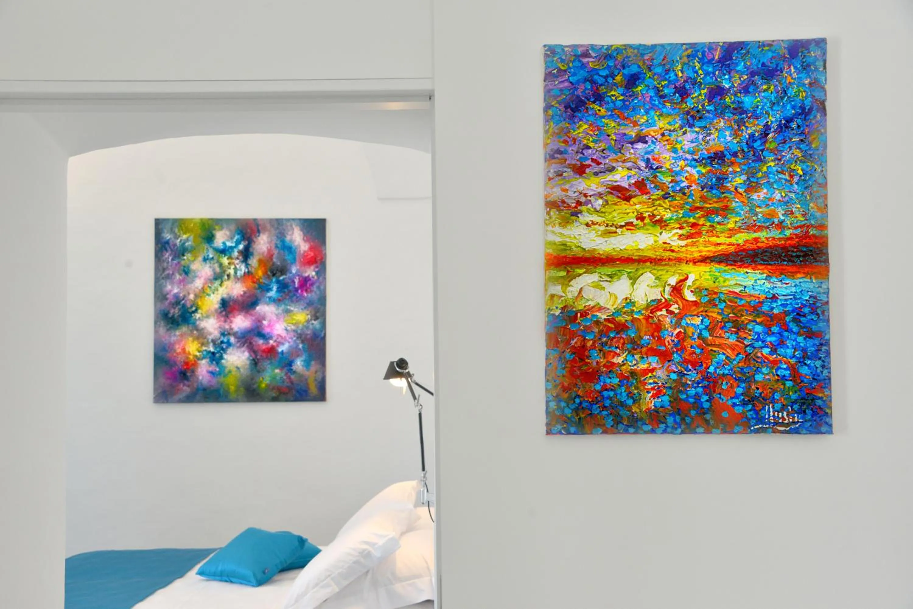 Decorative detail in Sunshine Luxury Rooms