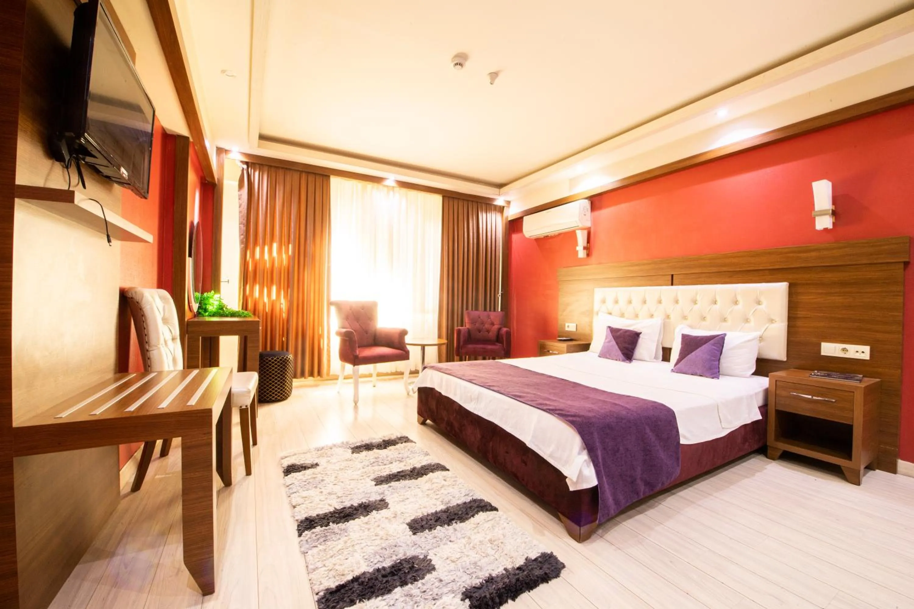 Bed in Pera Resort Hotel
