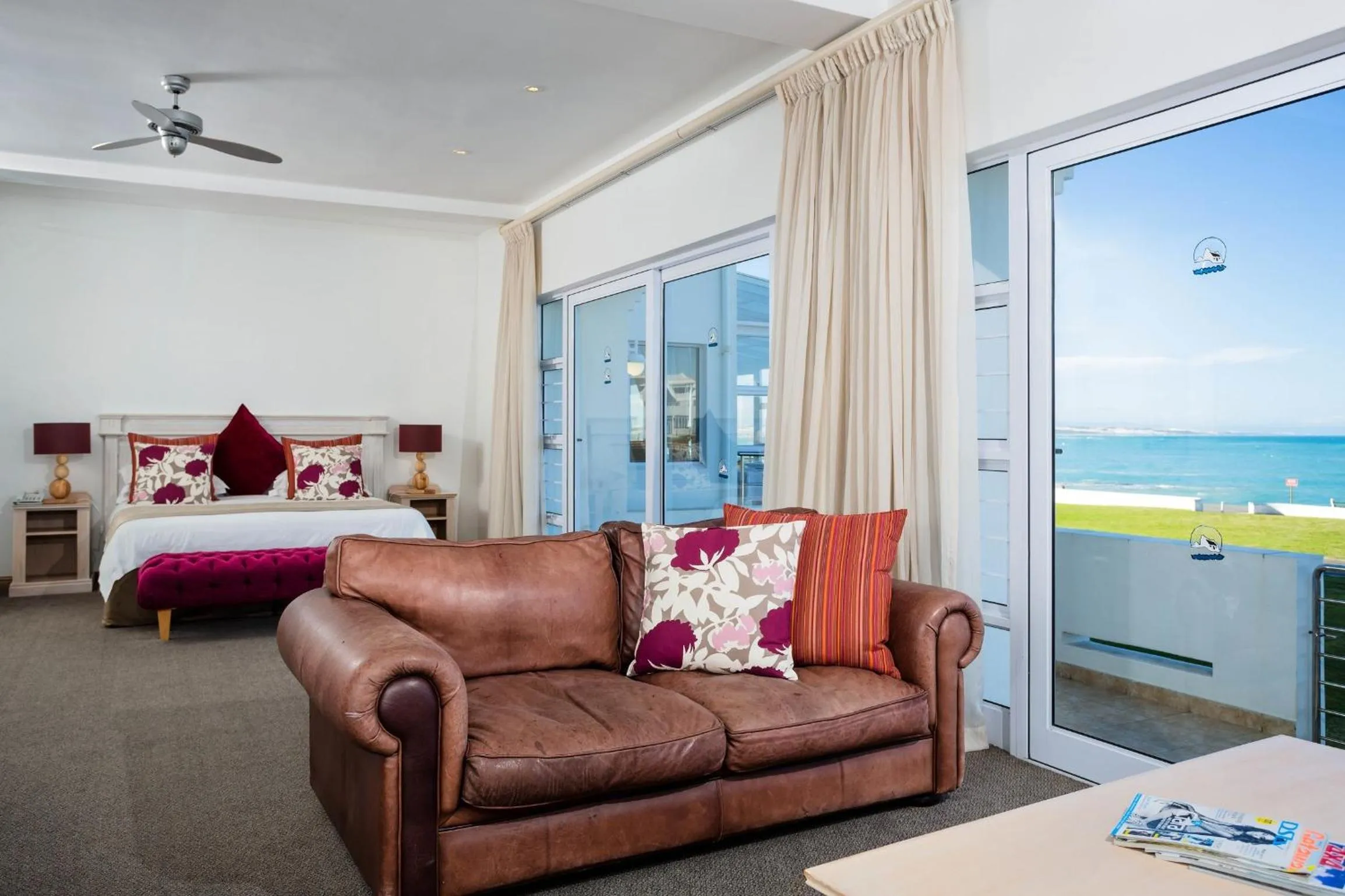 Balcony/Terrace, Bed in Arniston Spa Hotel