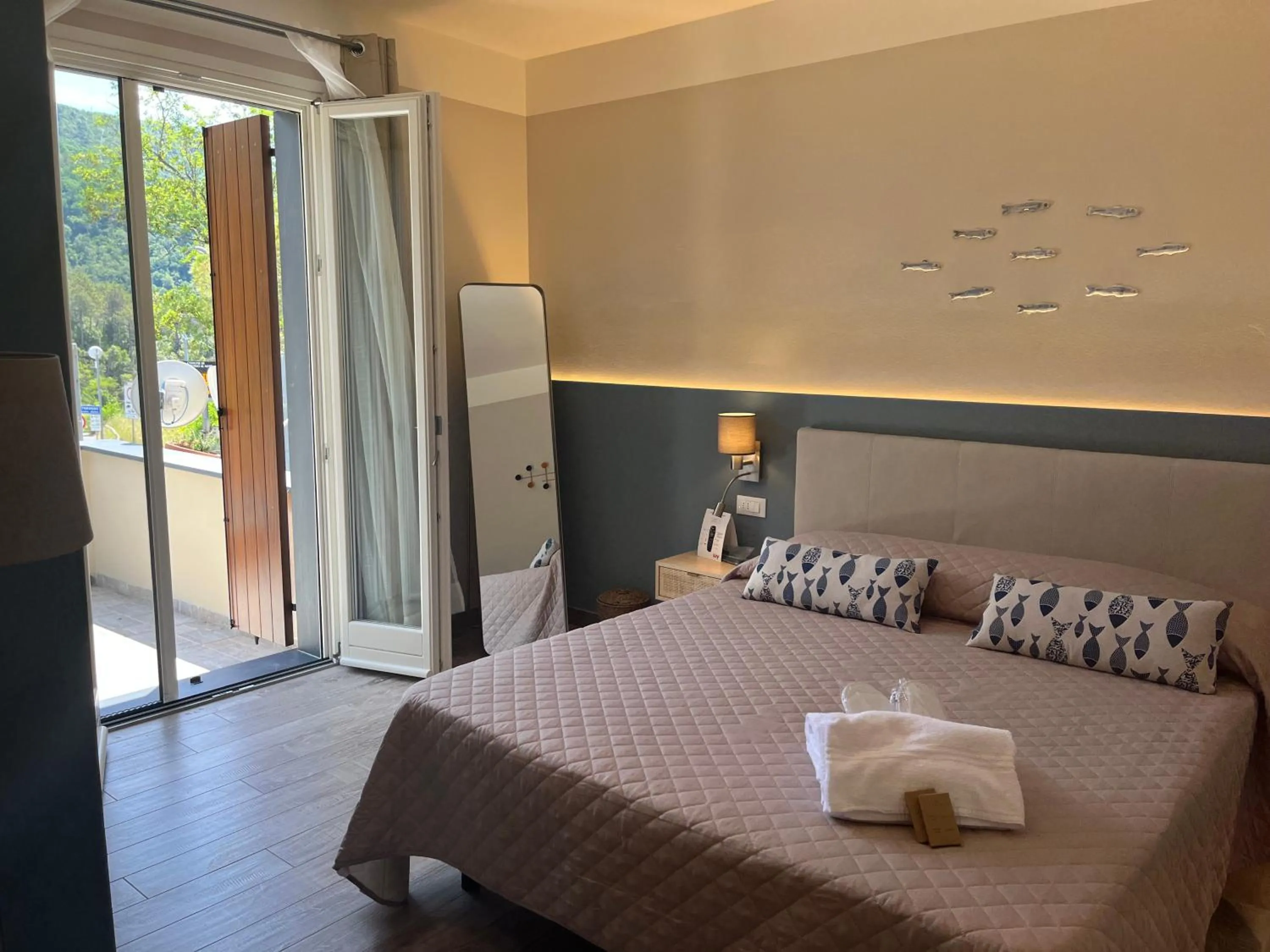 Bed in Hotel Il colle di Monterosso