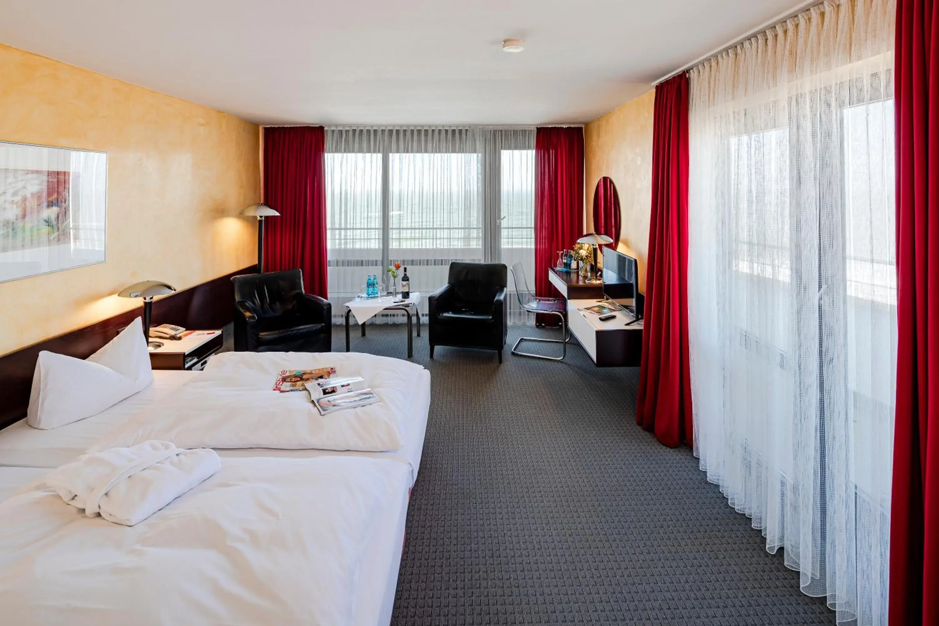 Double Room - single occupancy - Land Side in Hotel Roth am Strande Double Room - single occupancy - Land Side in Hotel Roth am Strande