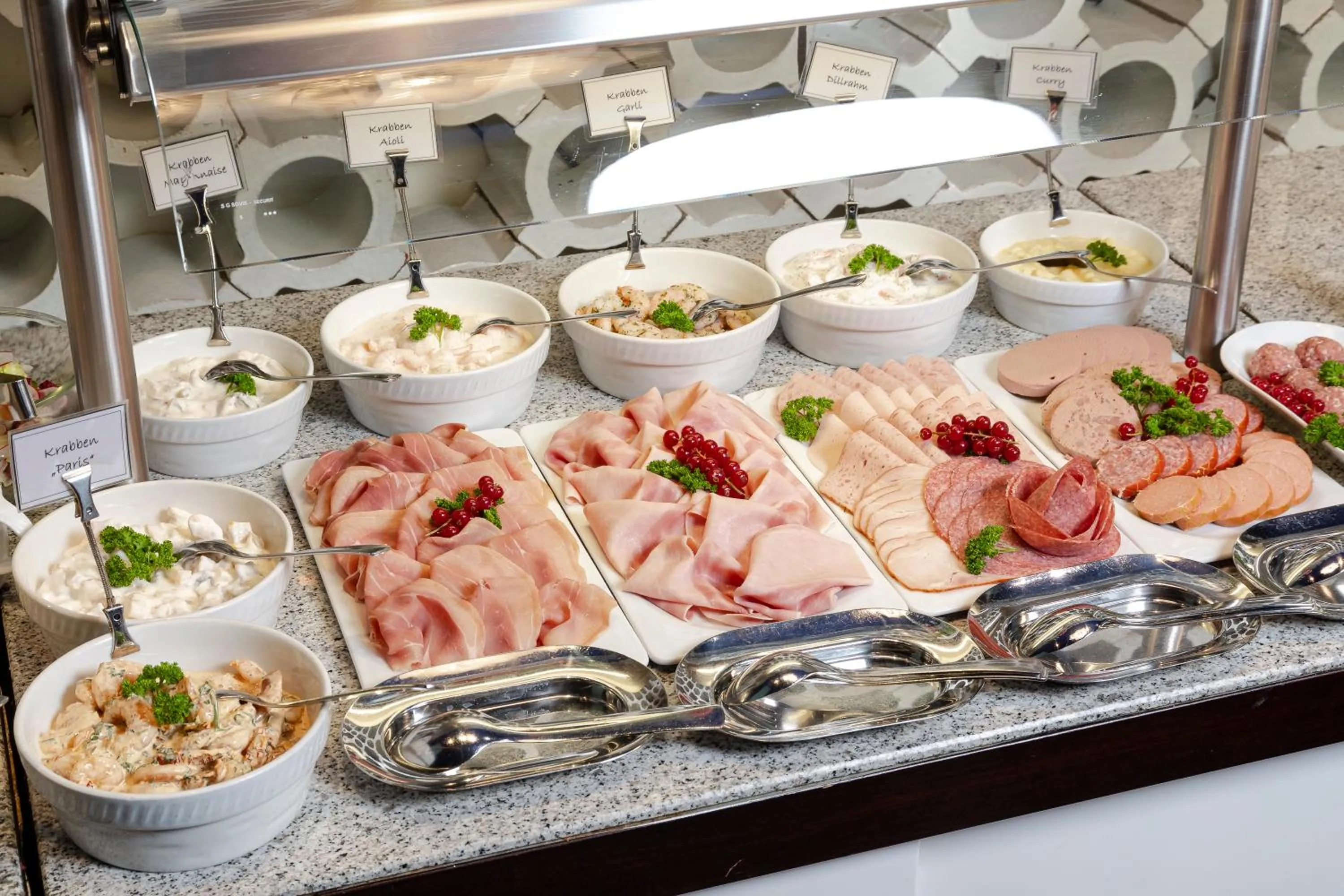 Buffet breakfast in Hotel Roth am Strande