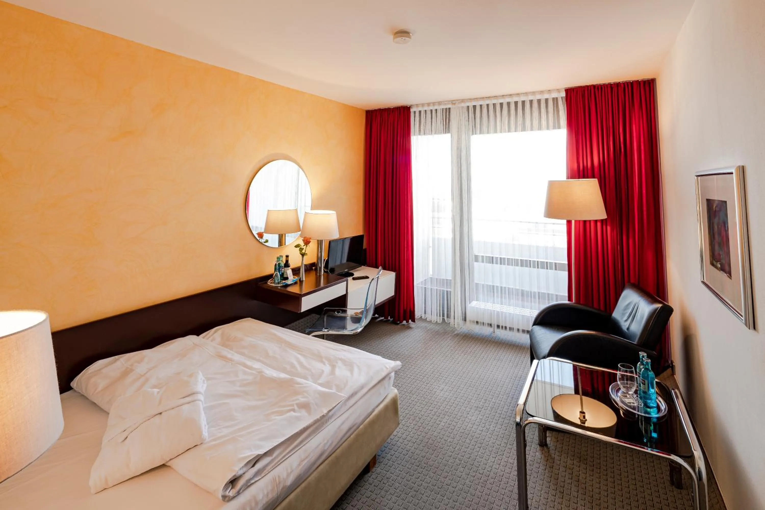 Photo of the whole room, Bed in Hotel Roth am Strande