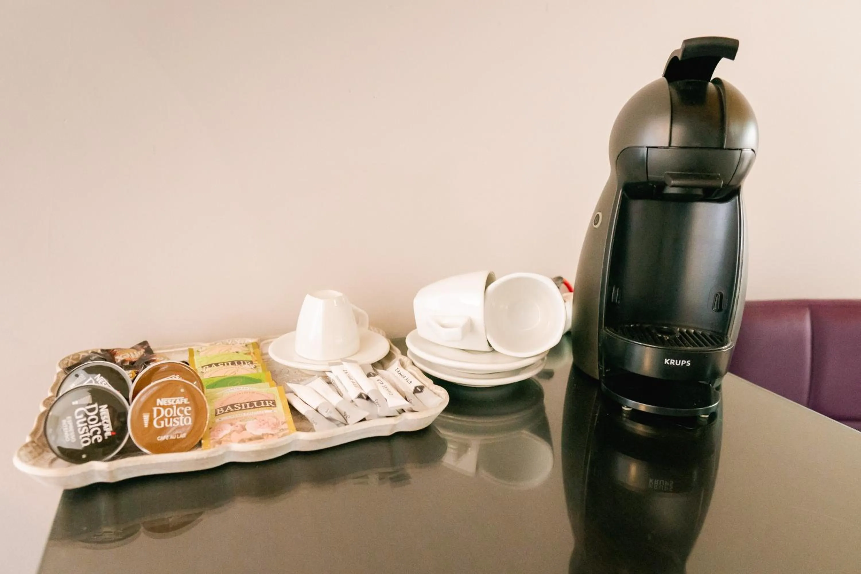 Coffee/tea facilities in Chic Studio