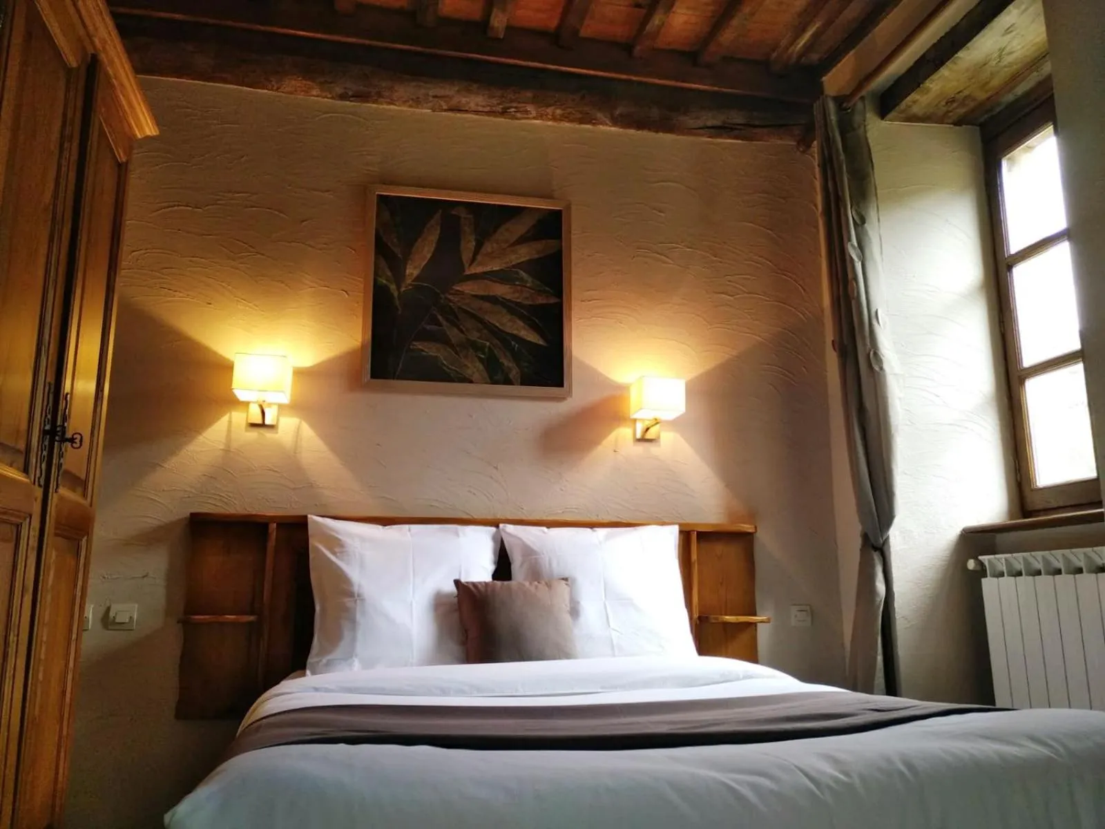 Restaurant/places to eat, Bed in Auberge Cevenole