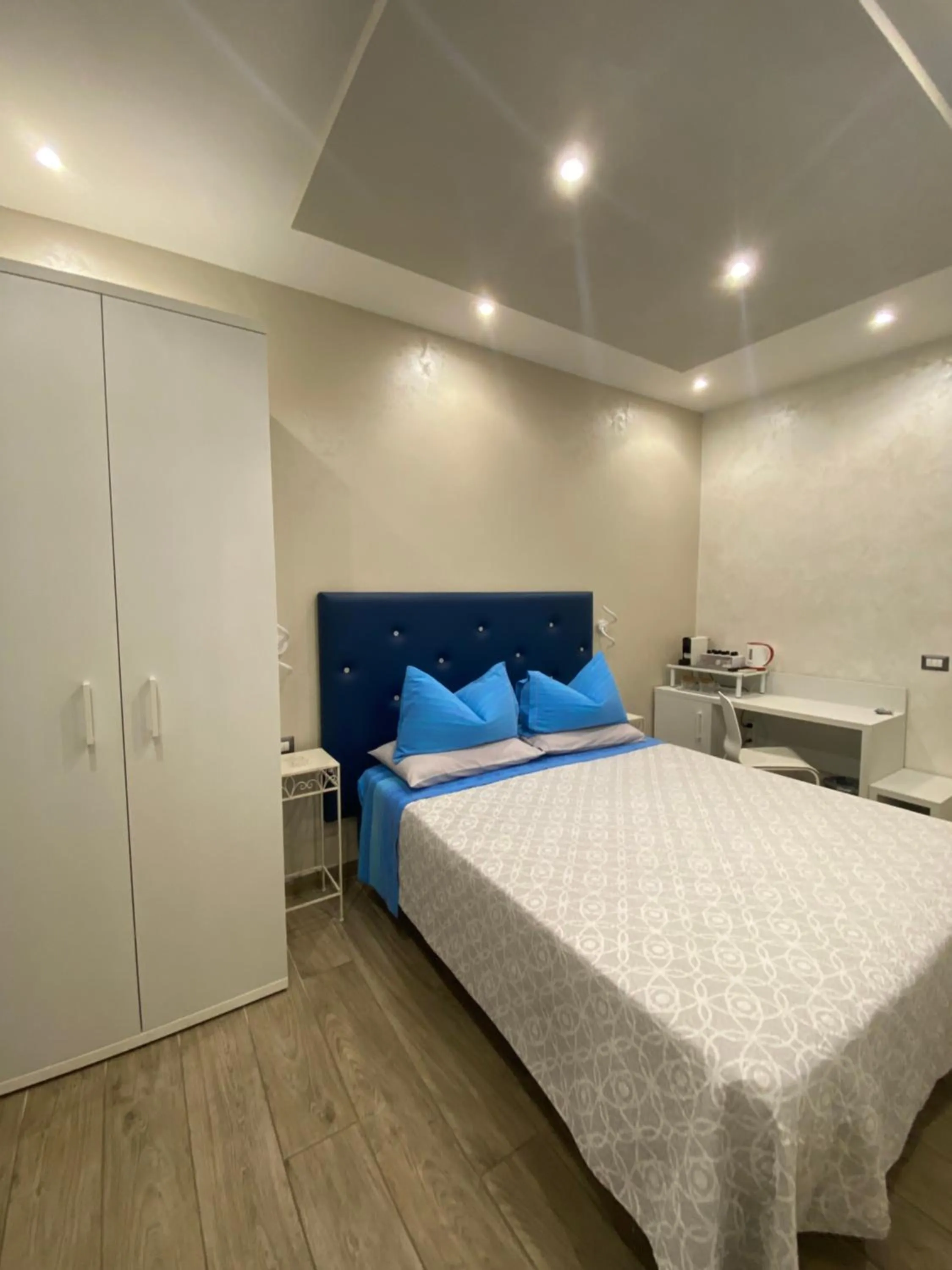 Bed in Domus Cinecittà