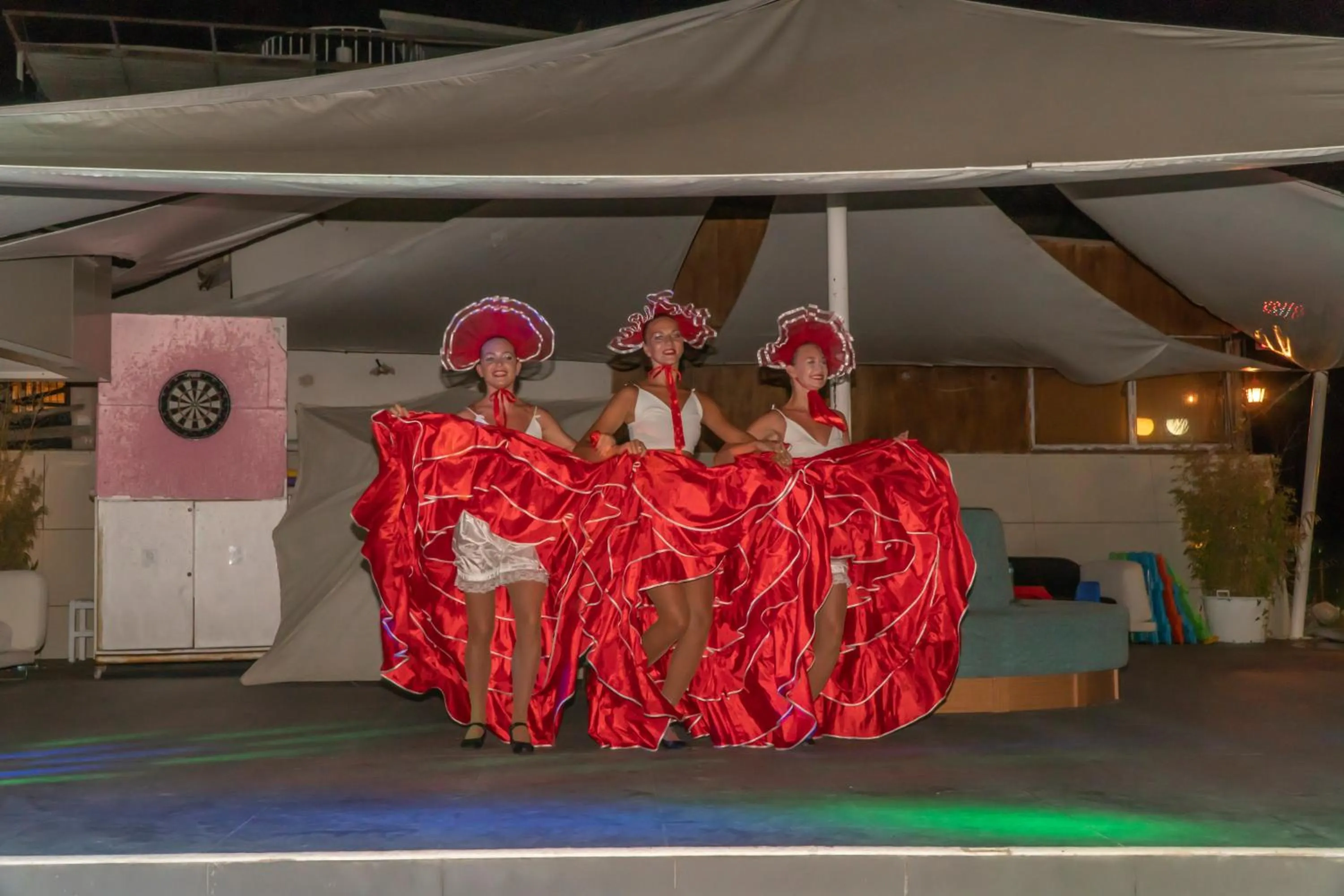 Evening entertainment in Dragut Point South Hotel-All Inclusive