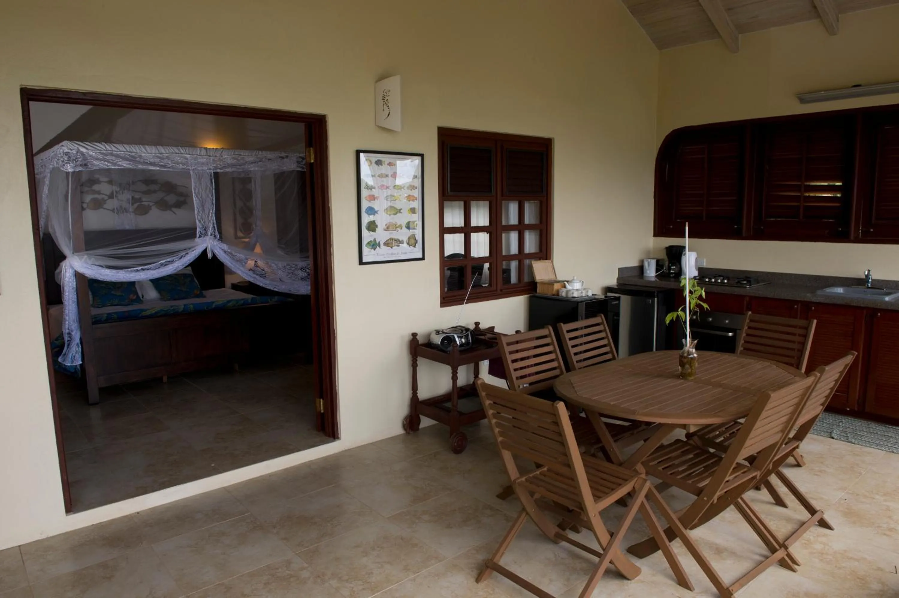 Dining area in Villa Touloulou