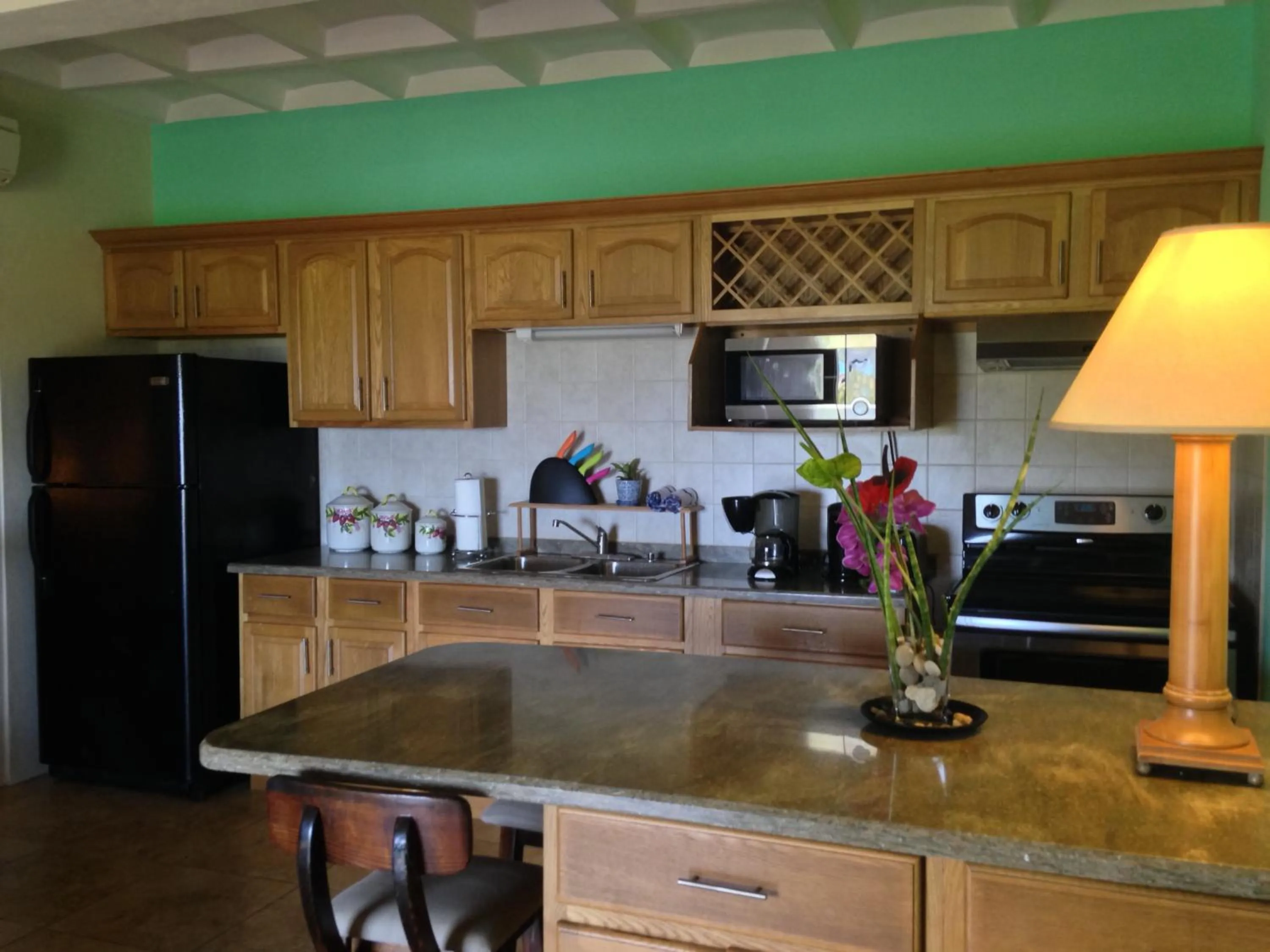 Kitchen or kitchenette in Villa Touloulou