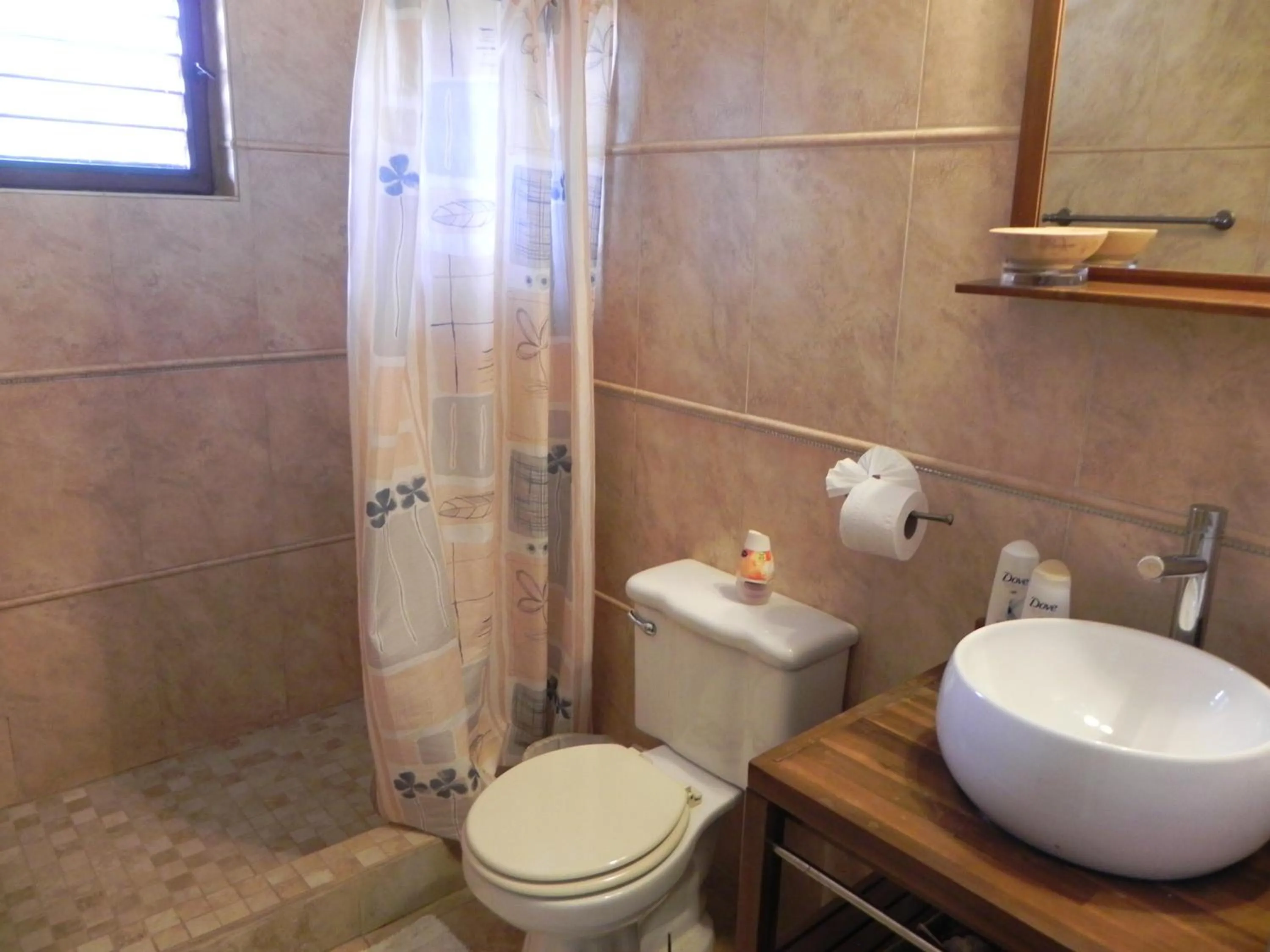 Bathroom in Villa Touloulou