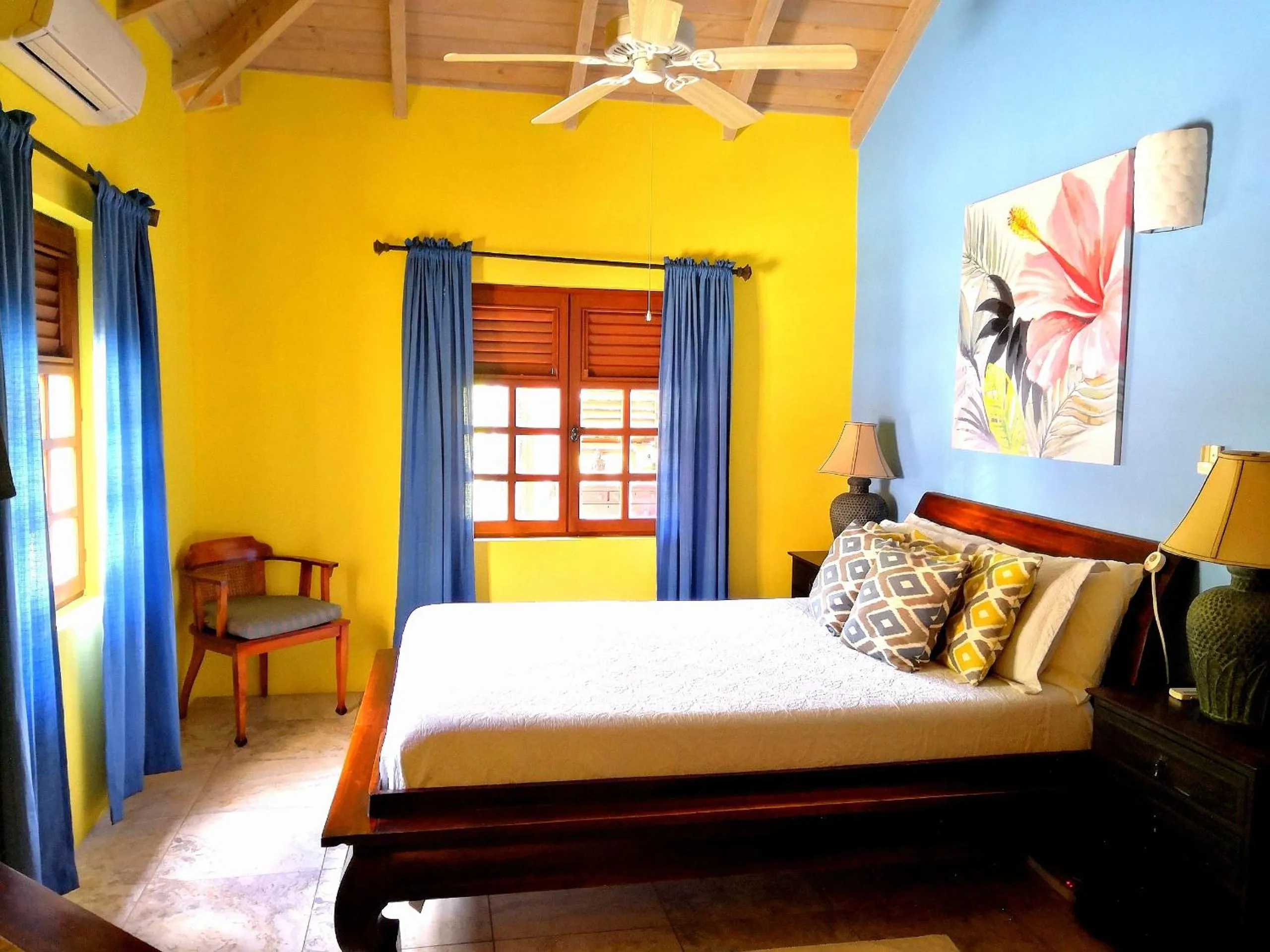 Bed in Villa Touloulou