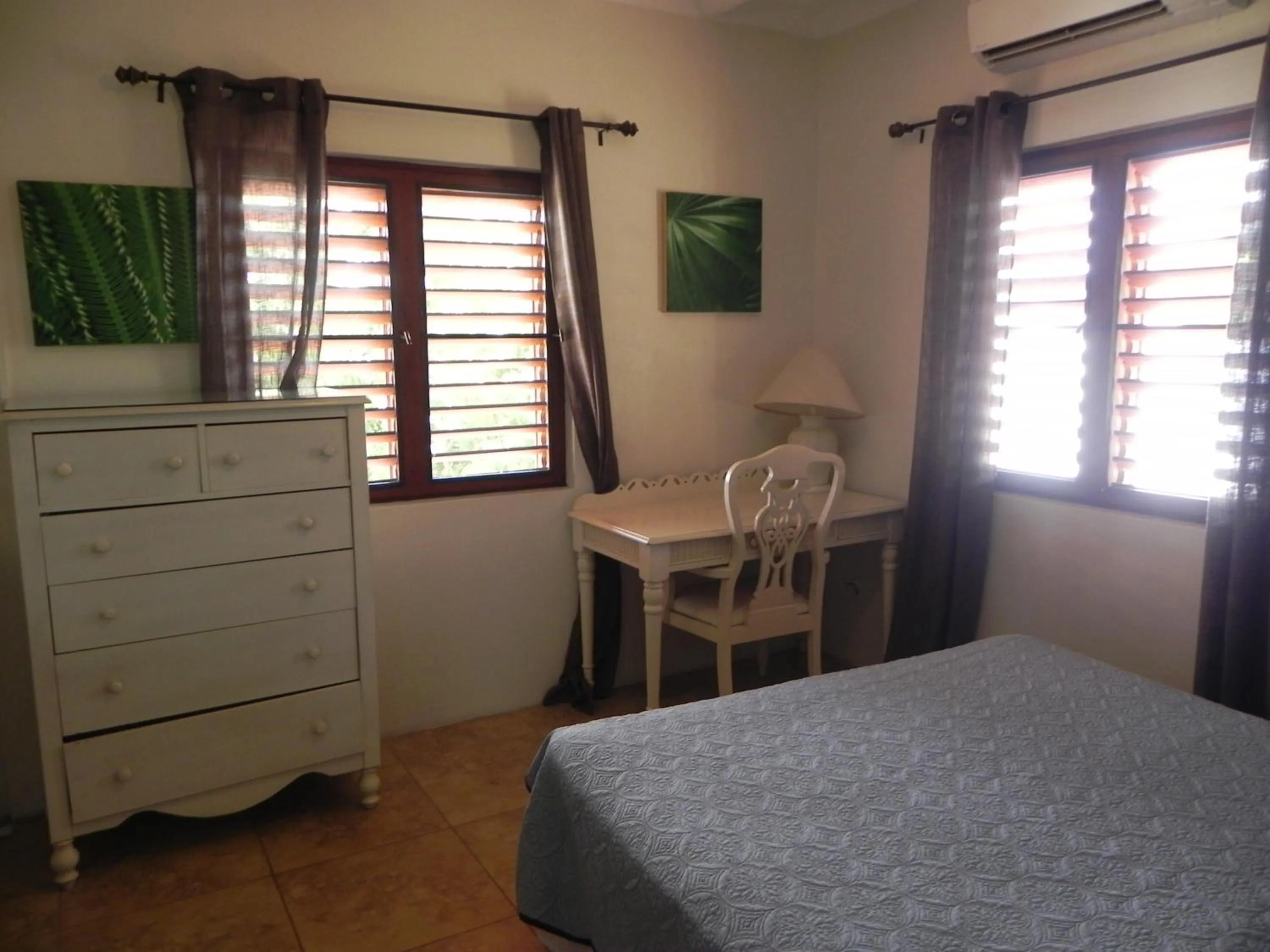 Bedroom, Bed in Villa Touloulou