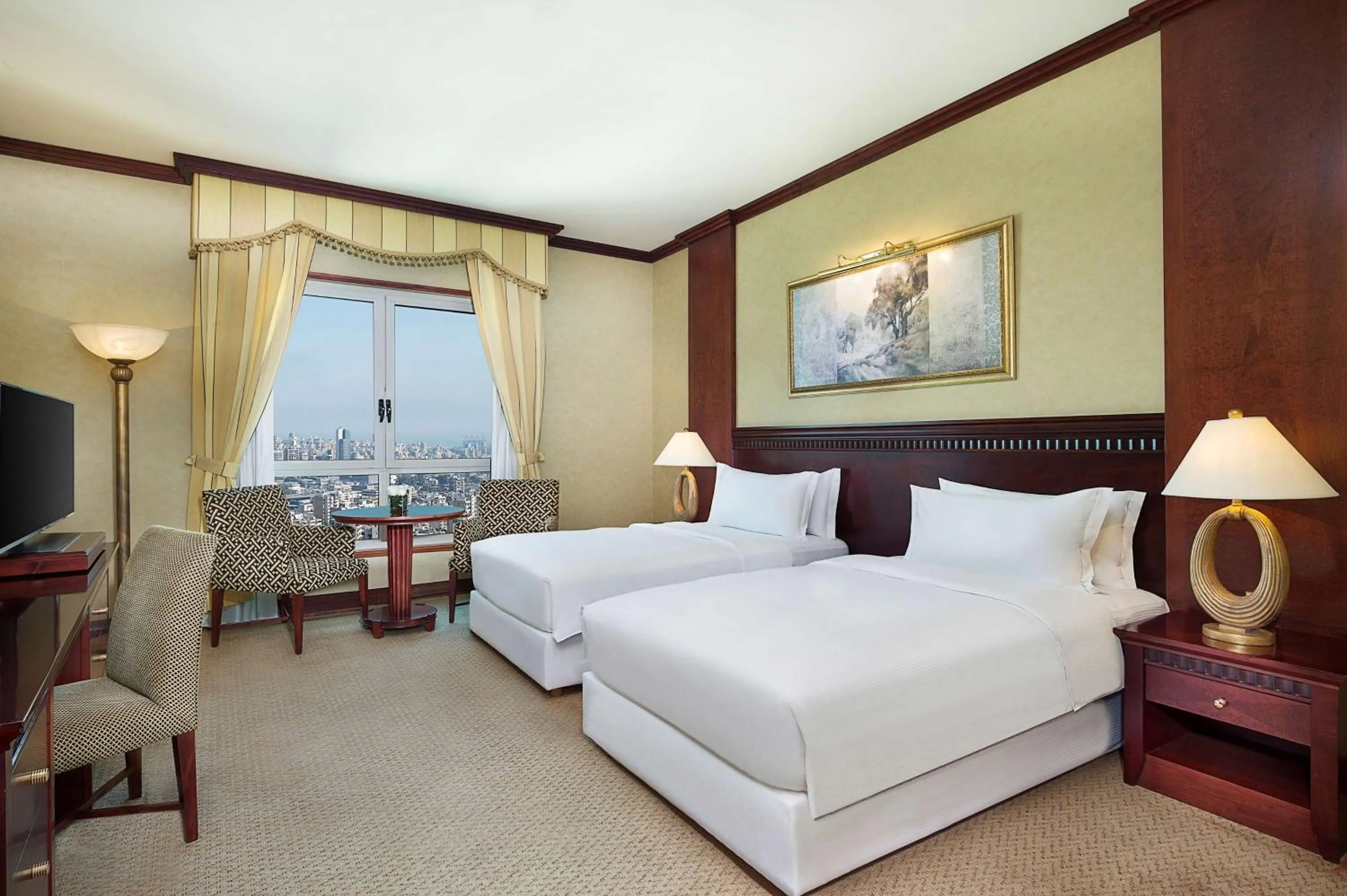 Bedroom, Bed in Habtoor Metropolitan Palace Hotel