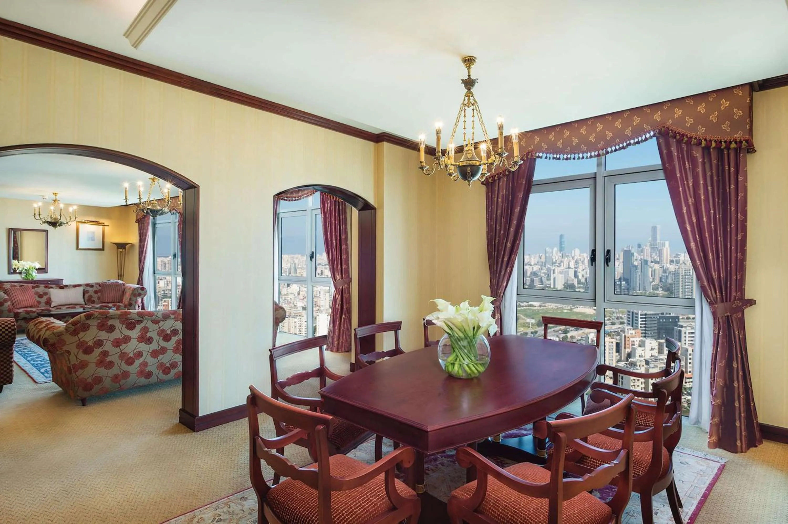 Living room in Habtoor Metropolitan Palace Hotel