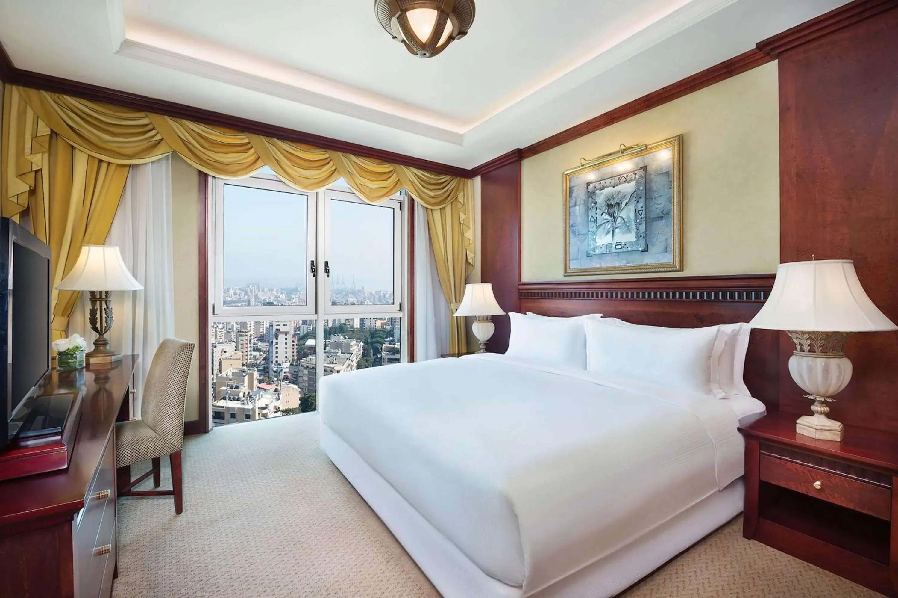 Executive King Suite in Habtoor Metropolitan Palace Hotel Executive King Suite in Habtoor Metropolitan Palace Hotel
