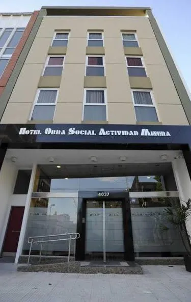 Facade/entrance in Hotel Osam