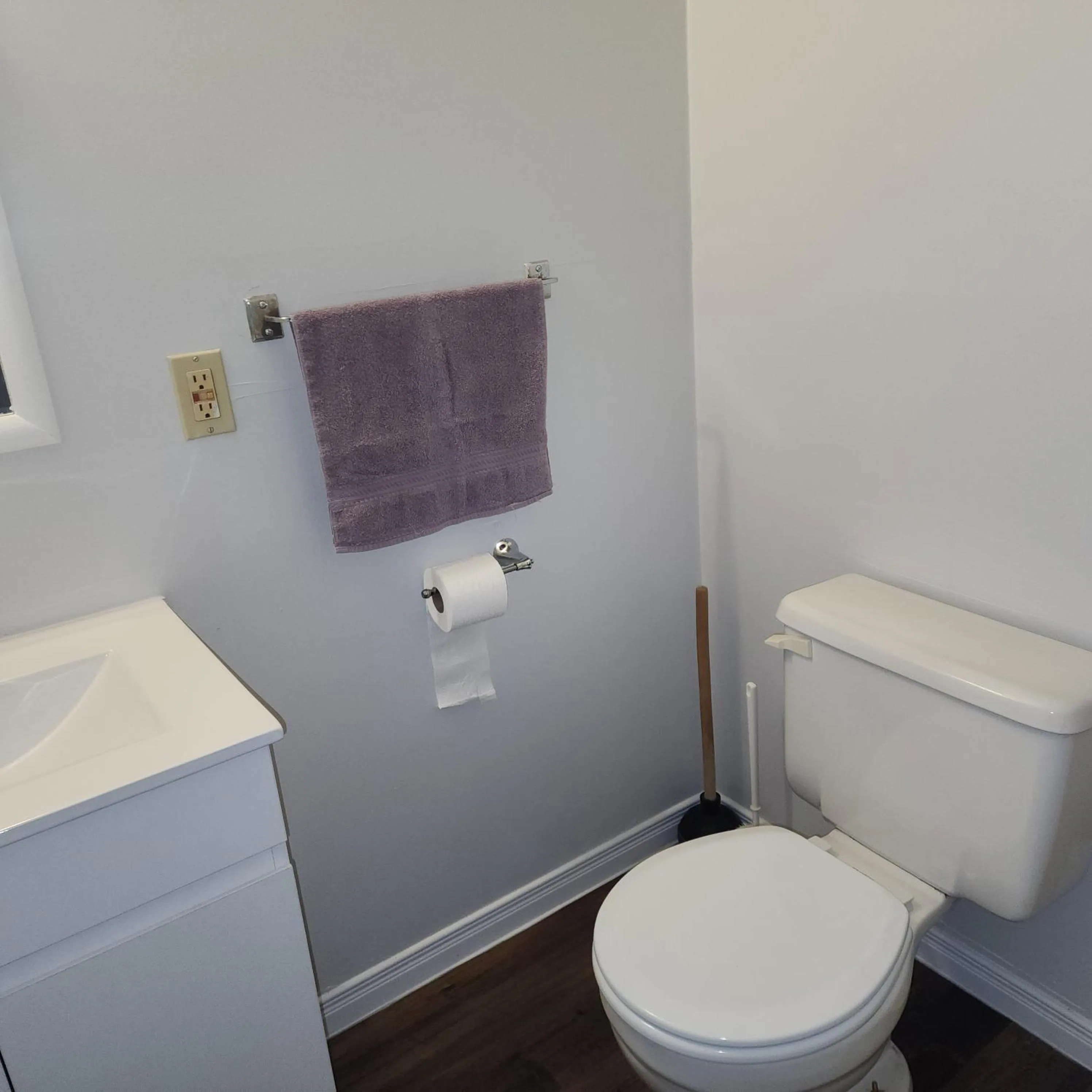 Bathroom in Earthquest Lodge