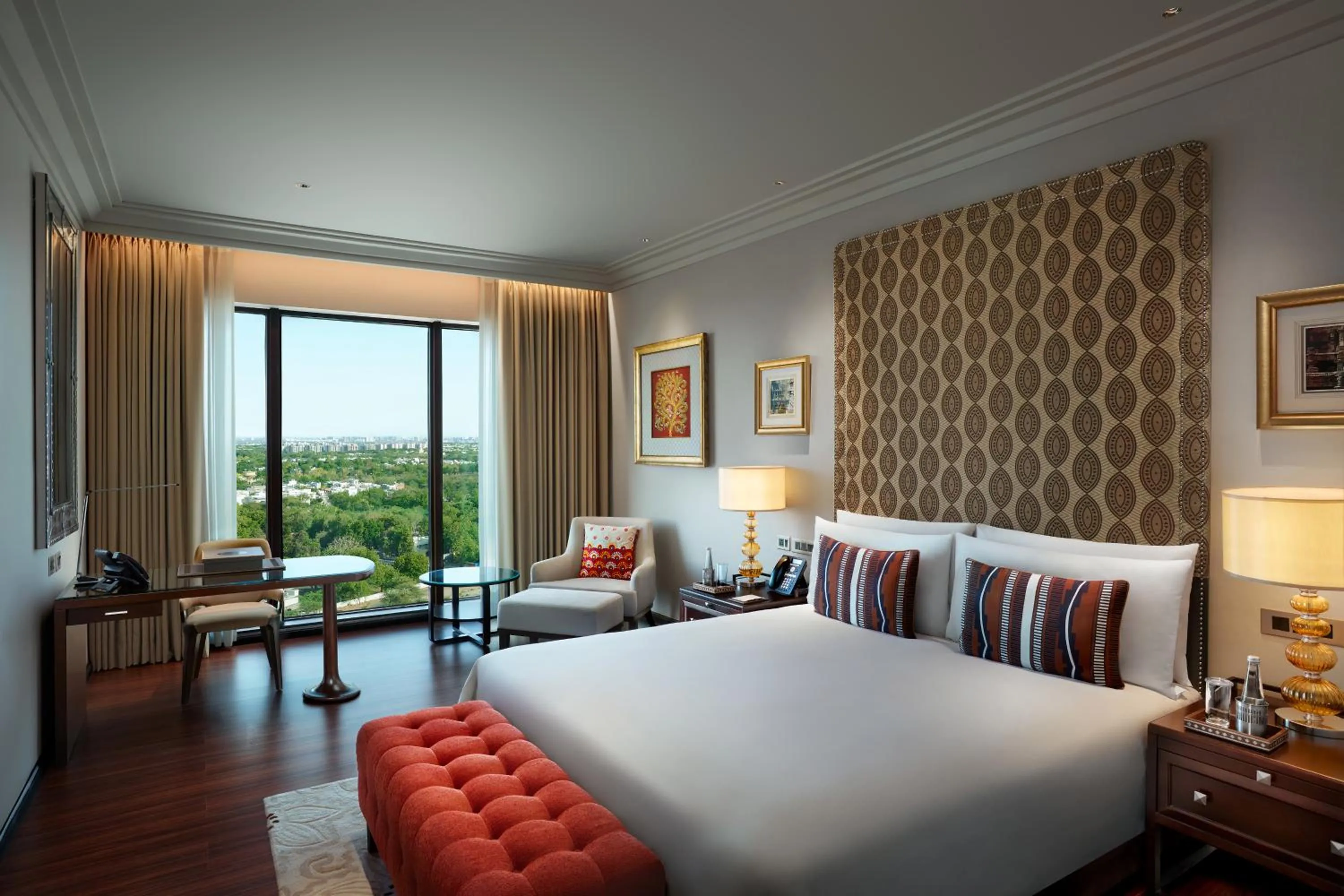 Photo of the whole room, Bed in The Leela Gandhinagar