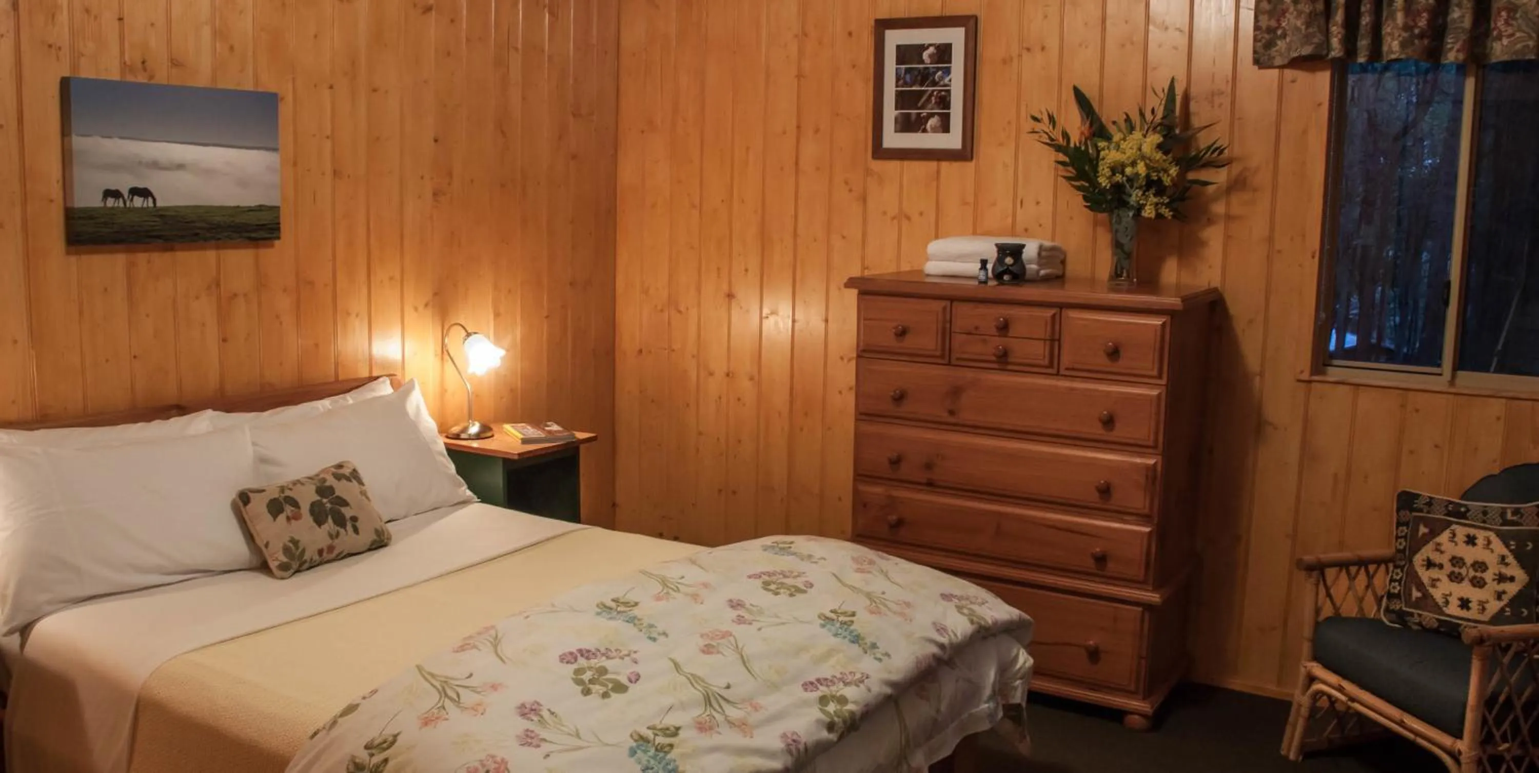 Bed in Balingup Heights Hilltop Forest Cottages