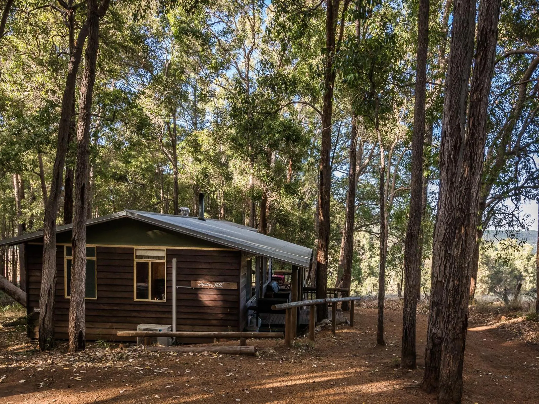 Property building in Balingup Heights Hilltop Forest Cottages