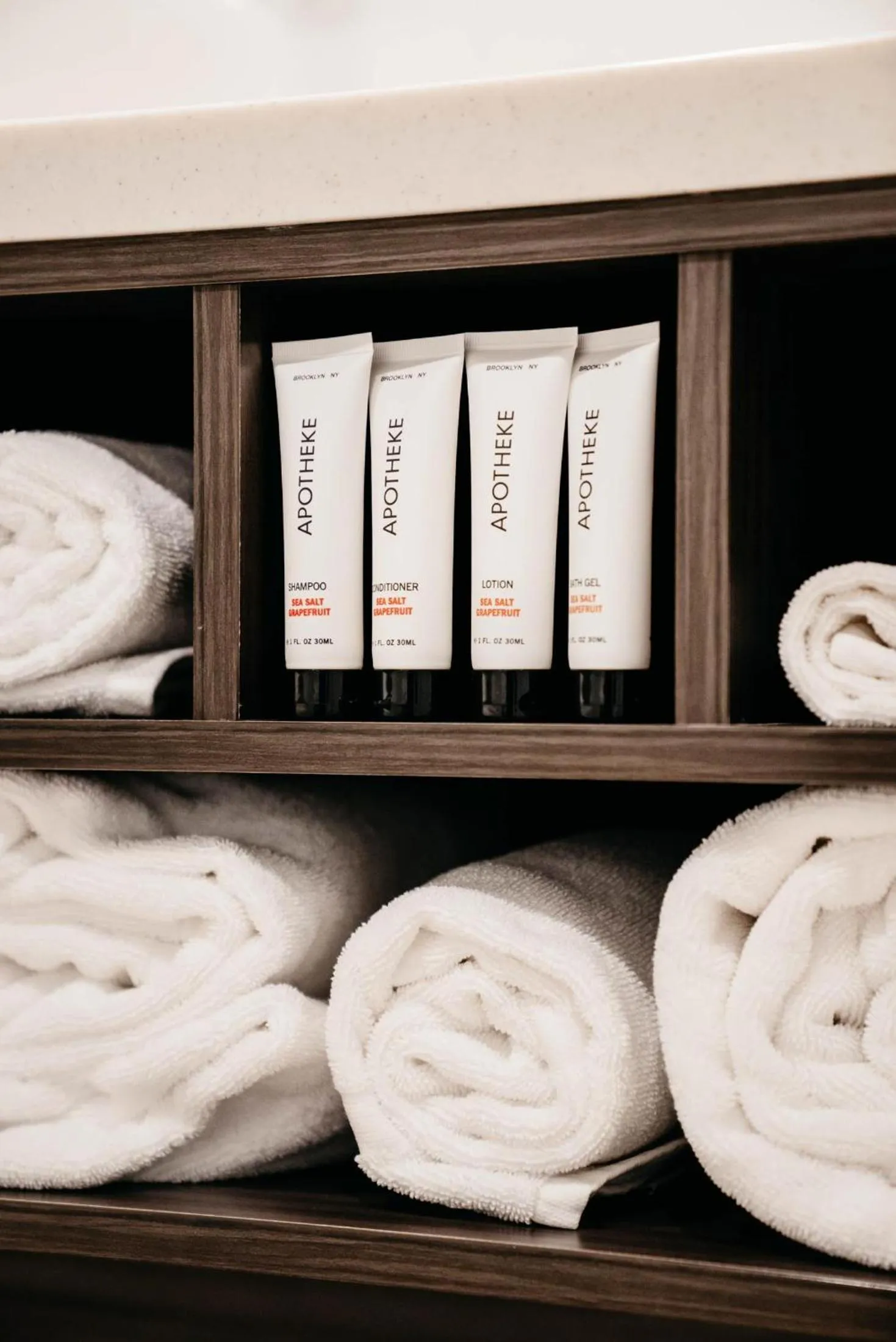 Presidential Suite - White Room in de Russie Boutique Hotel