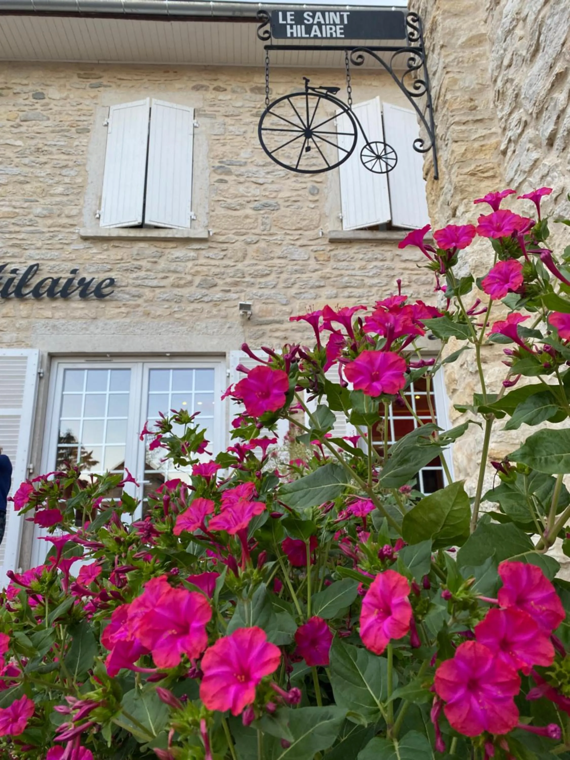 Property building in Le Saint-Hilaire