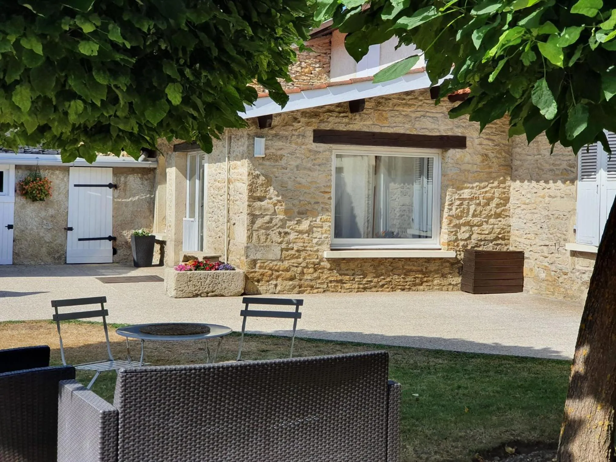 Balcony/Terrace in Le Saint-Hilaire